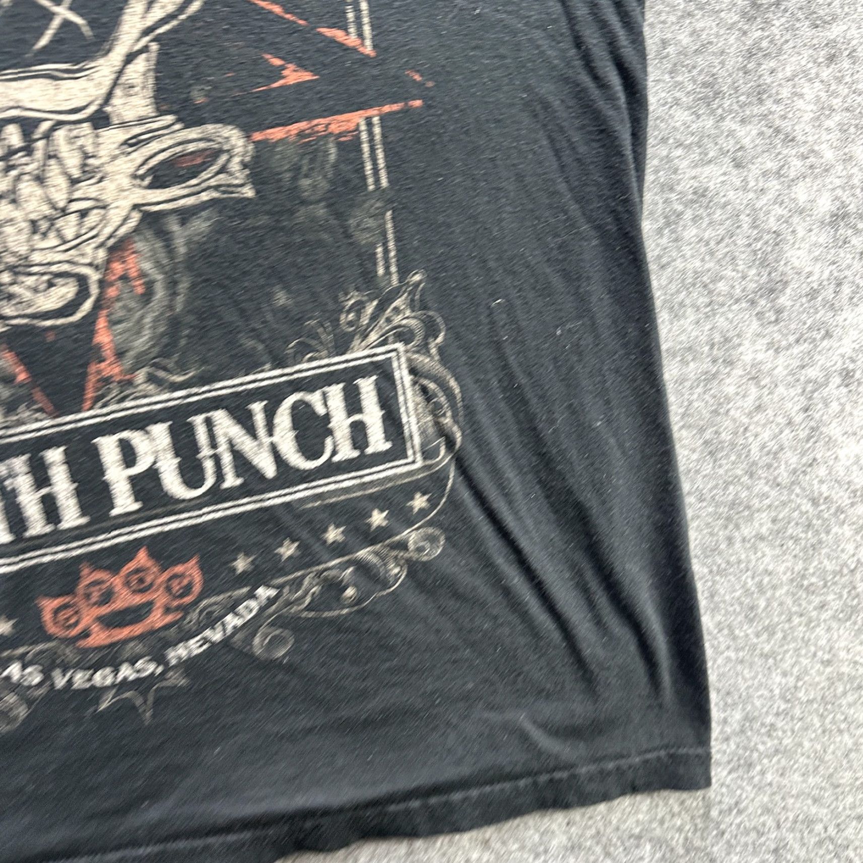Vintage VINTAGE Five Finger Death Punch Shirt Mens Large Black Band Skull Las Vegas Metal Tee Punk Size US L / EU 52-54 / 3 - 4 Thumbnail