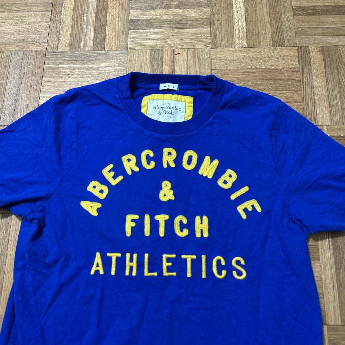 Abercrombie & Fitch Abercrombie & Fitch muscle tee Size US M / EU 48-50 / 2 - 3 Thumbnail