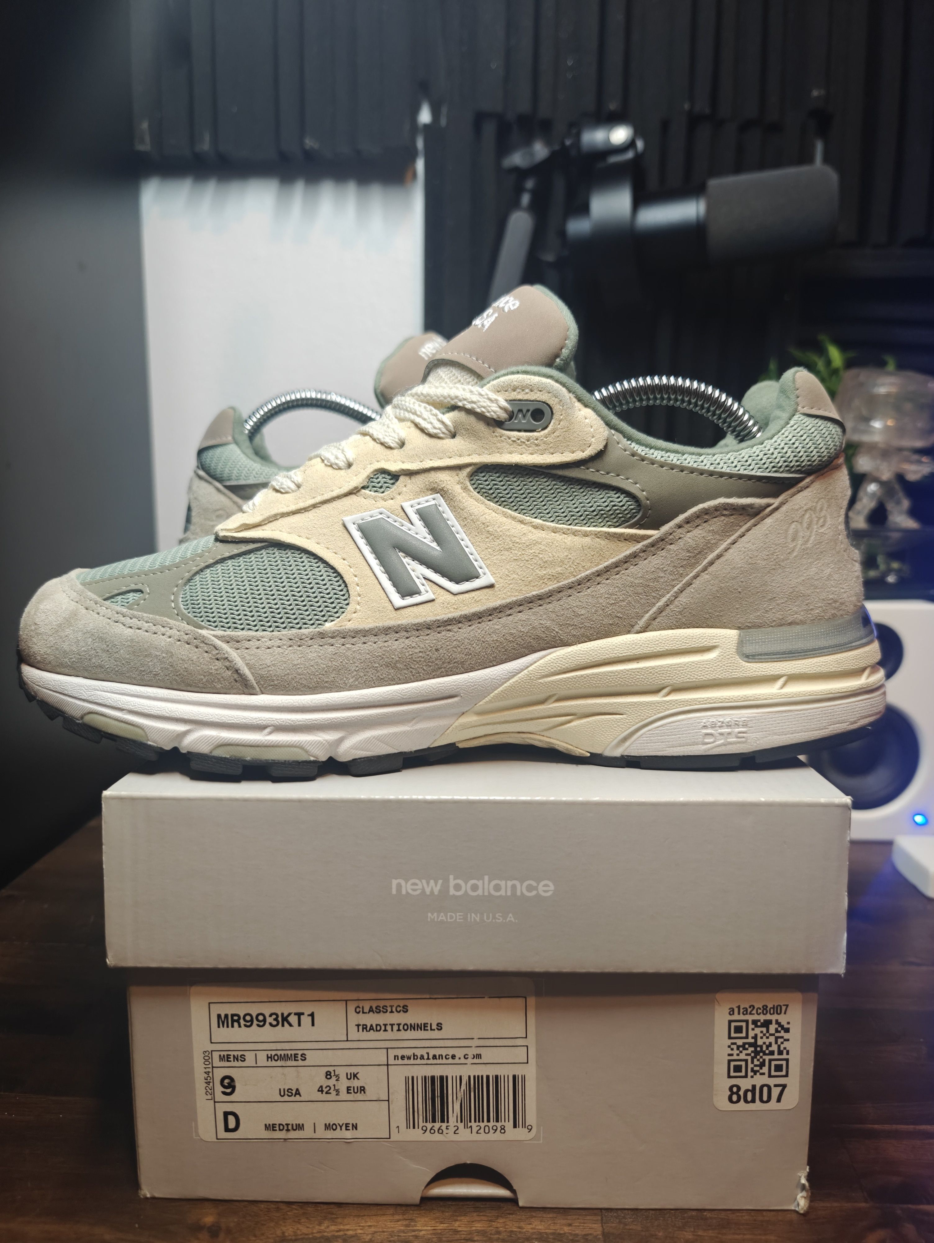 Kith × New Balance New Balance 993 Kith Spring 101 Size 9 US Size US 9 / EU 42 - 3 Thumbnail
