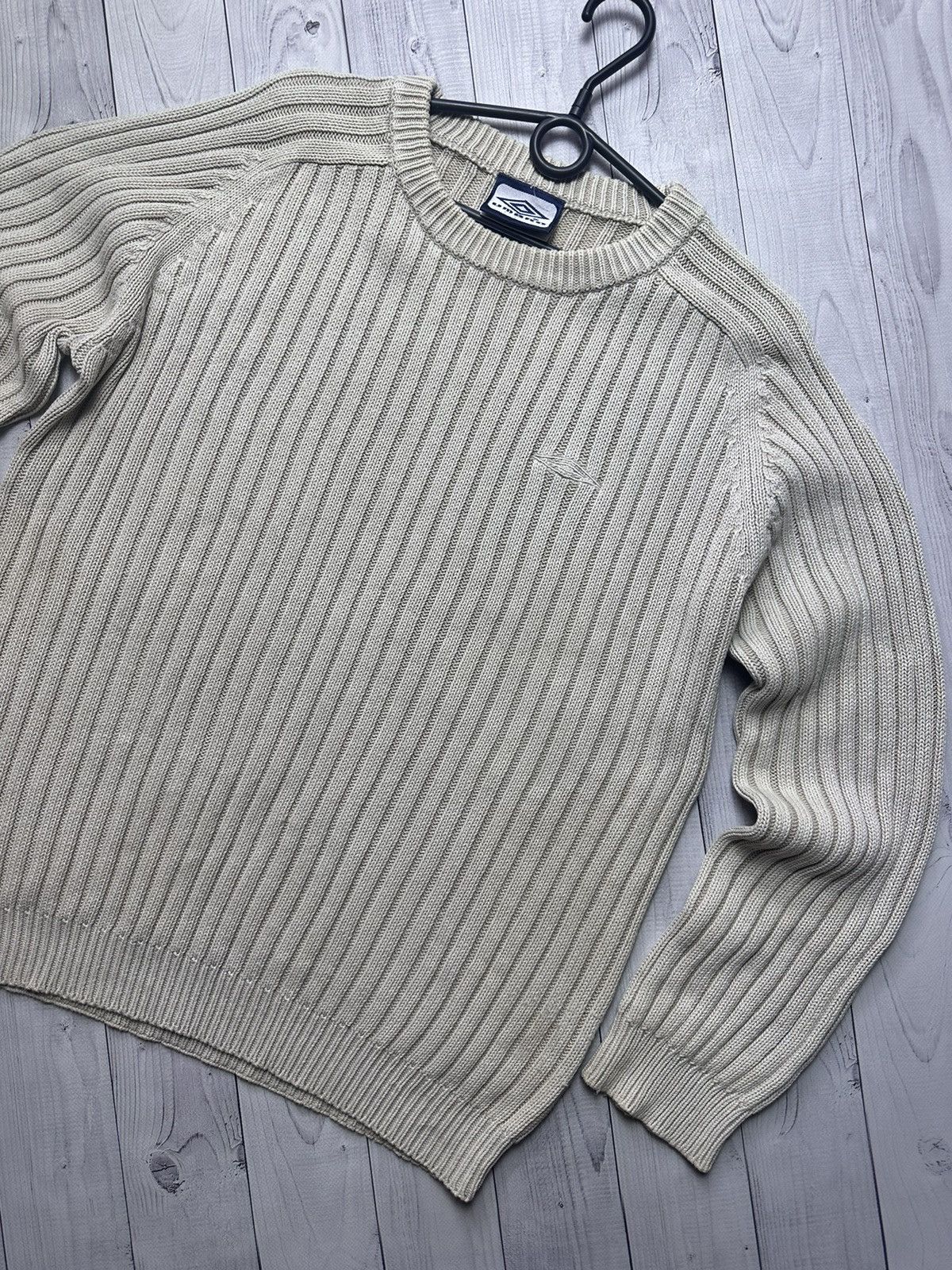 Other Vintage Umbro logo sweater size M beige avant-garde Size US M / EU 48-50 / 2 - 2 Thumbnail