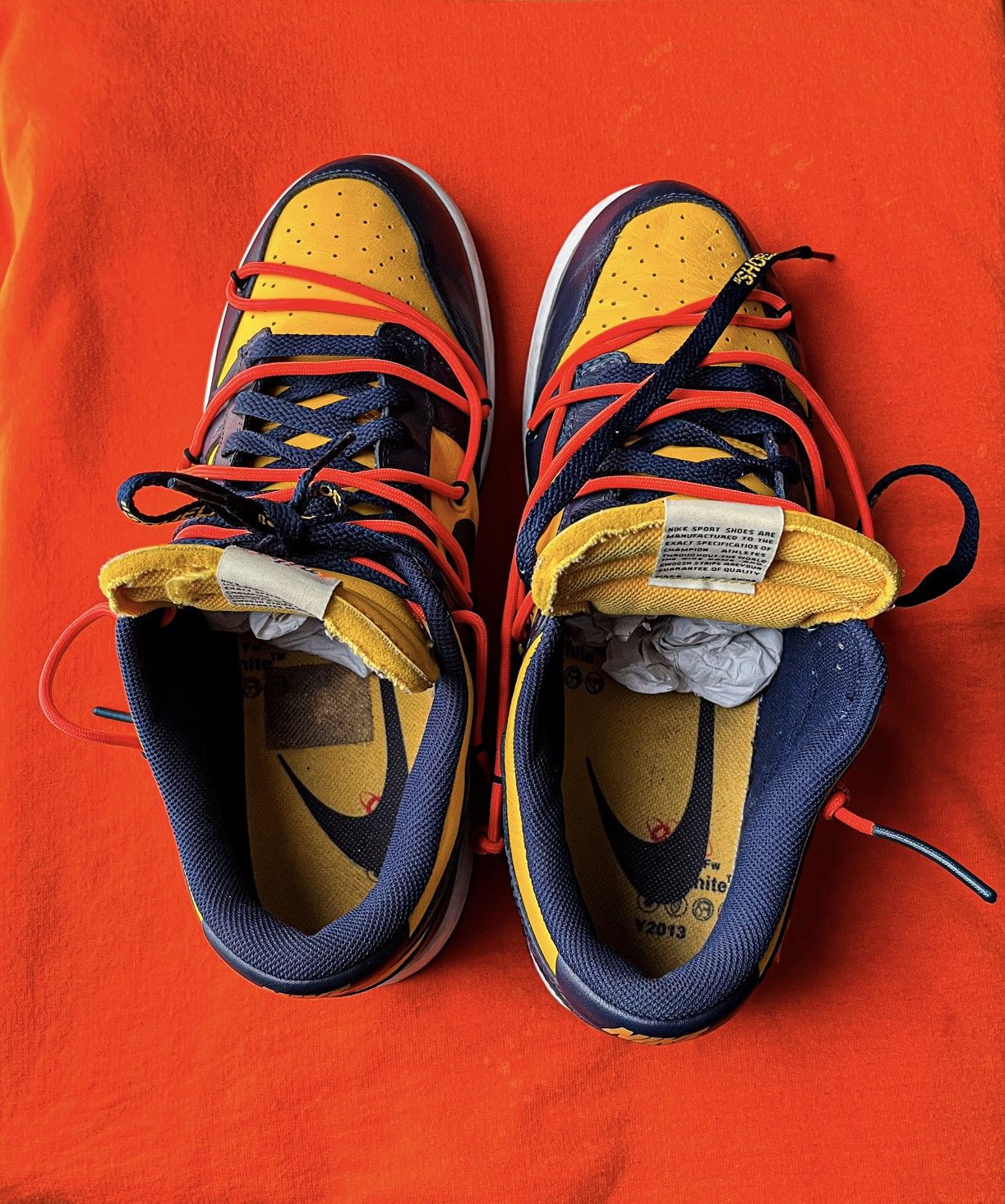 Off-White OFF WHITE “UNIVERSITY GOLD” DUNK Size US 11 / EU 44 - 3 Thumbnail
