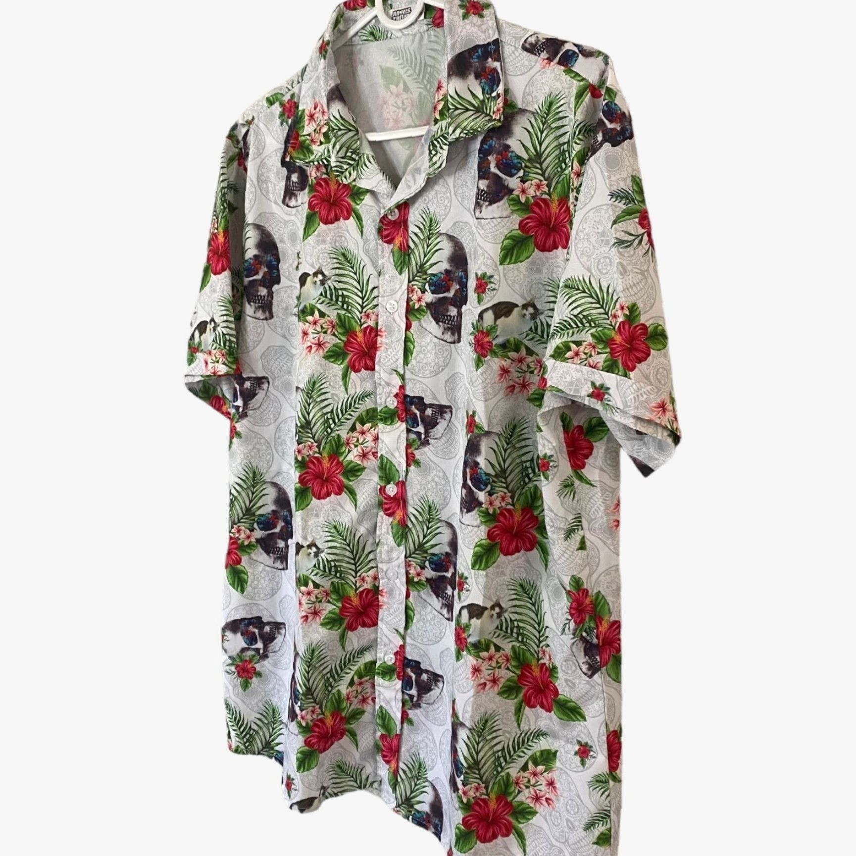 Vintage VINTAGE Angels Trove Button-Up Shirt Mens XL White Floral Skull Cat Print Hawaiian Shirt Size US XL / EU 56 / 4 - 2 Thumbnail
