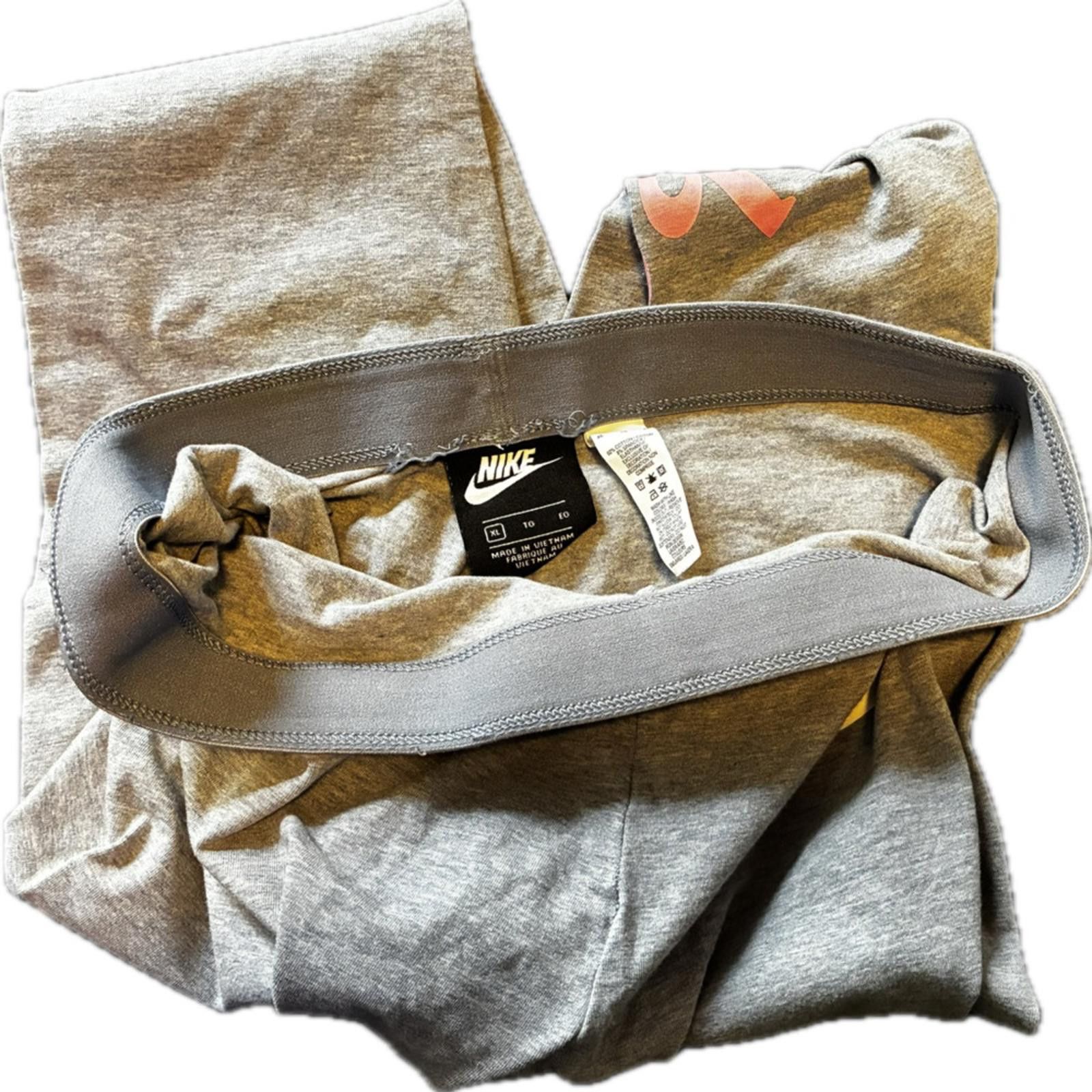 Nike Nike Girls Training TIGHT FIT COLLANT XL Size US 26 / EU 42 - 5 Thumbnail