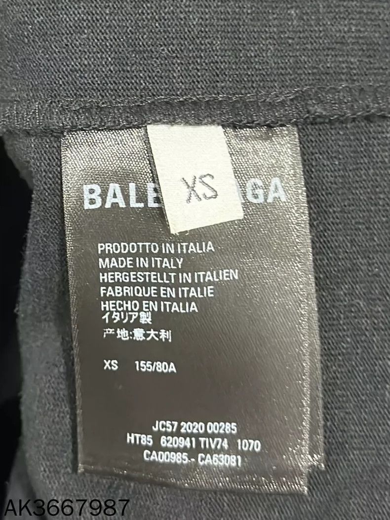 Balenciaga Balenciaga Crew printed logo short sleeves 2502-Nextarrow Size US XS / EU 42 / 0 - 7 Thumbnail