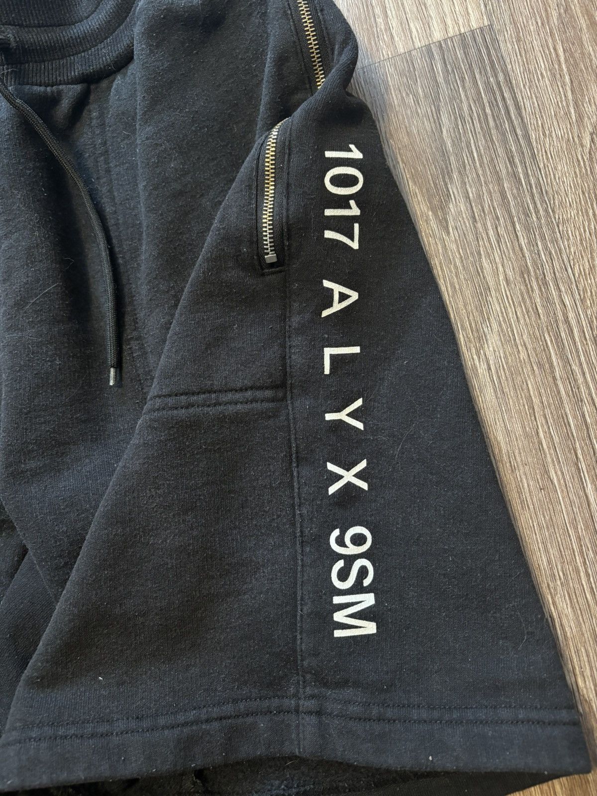 1017 ALYX 9SM 1017 Alyx 9SM Fleece shorts pocket classic Size US 30 / EU 46 - 3 Thumbnail