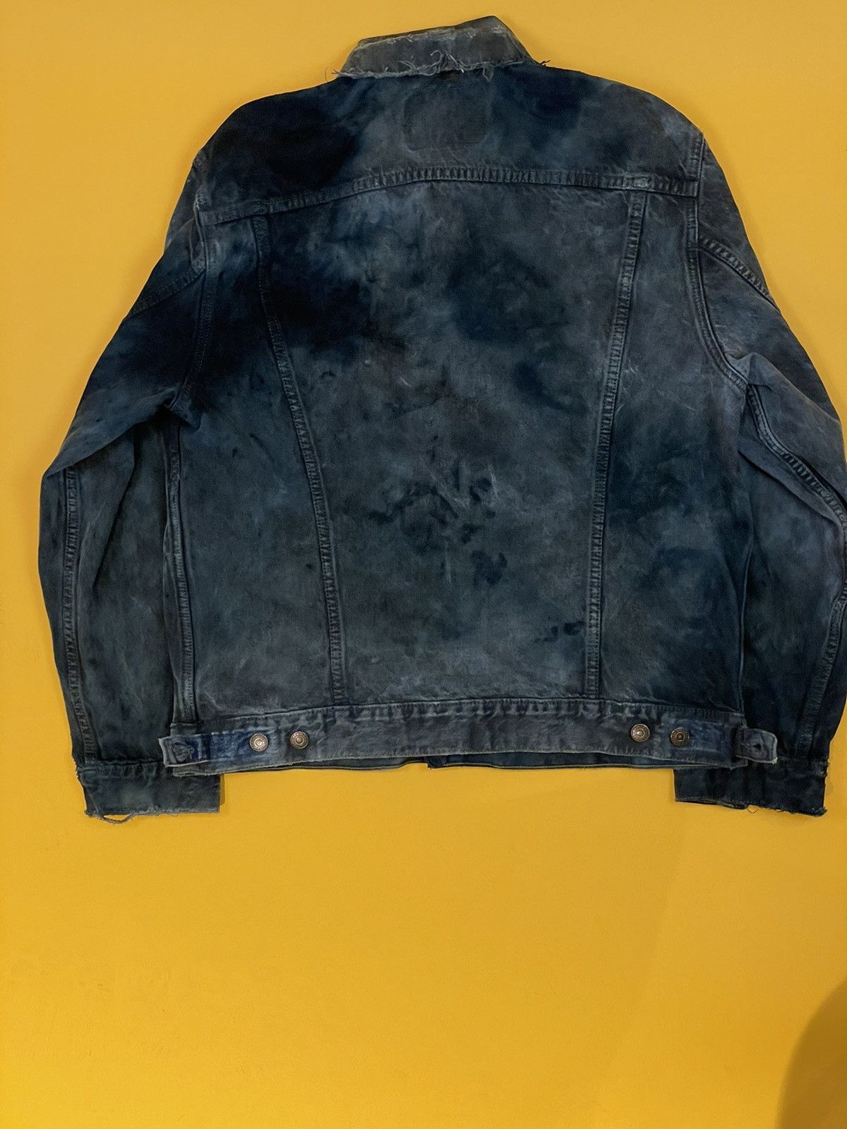 Levi's Distressed ThrashedLevis Trucker Denim jacket UNIQUE RARE Size US M / EU 48-50 / 2 - 10 Thumbnail