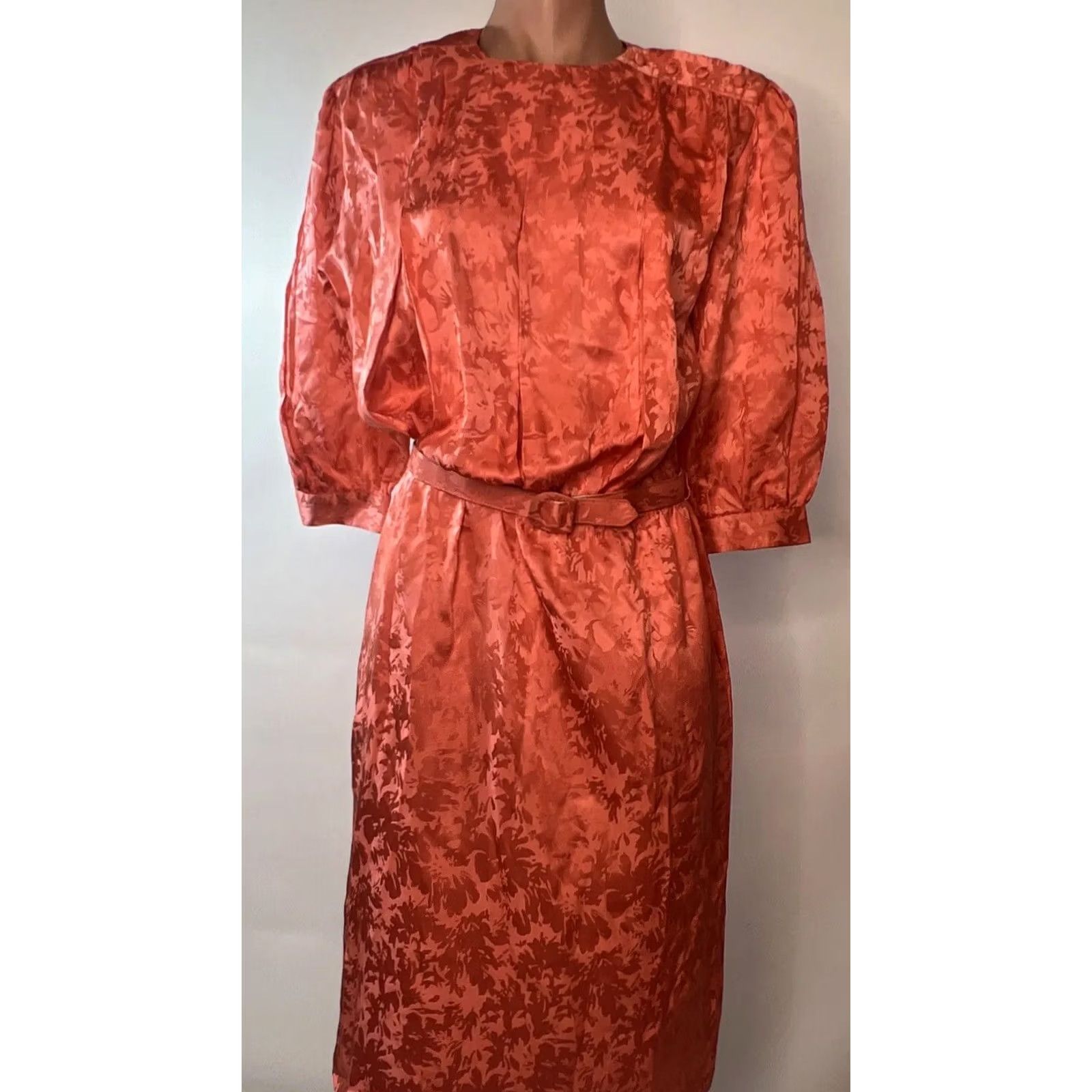 Vintage VINTAGE Ms Chaus Silk Dress Belted Floral Coral Pink 3/4 Sleeve 6 Women Dress Vintage Style, Party/Cocktail, Travel, Flower, Look Retro, China Size M / US 6-8 / IT 42-44 - 3 Thumbnail