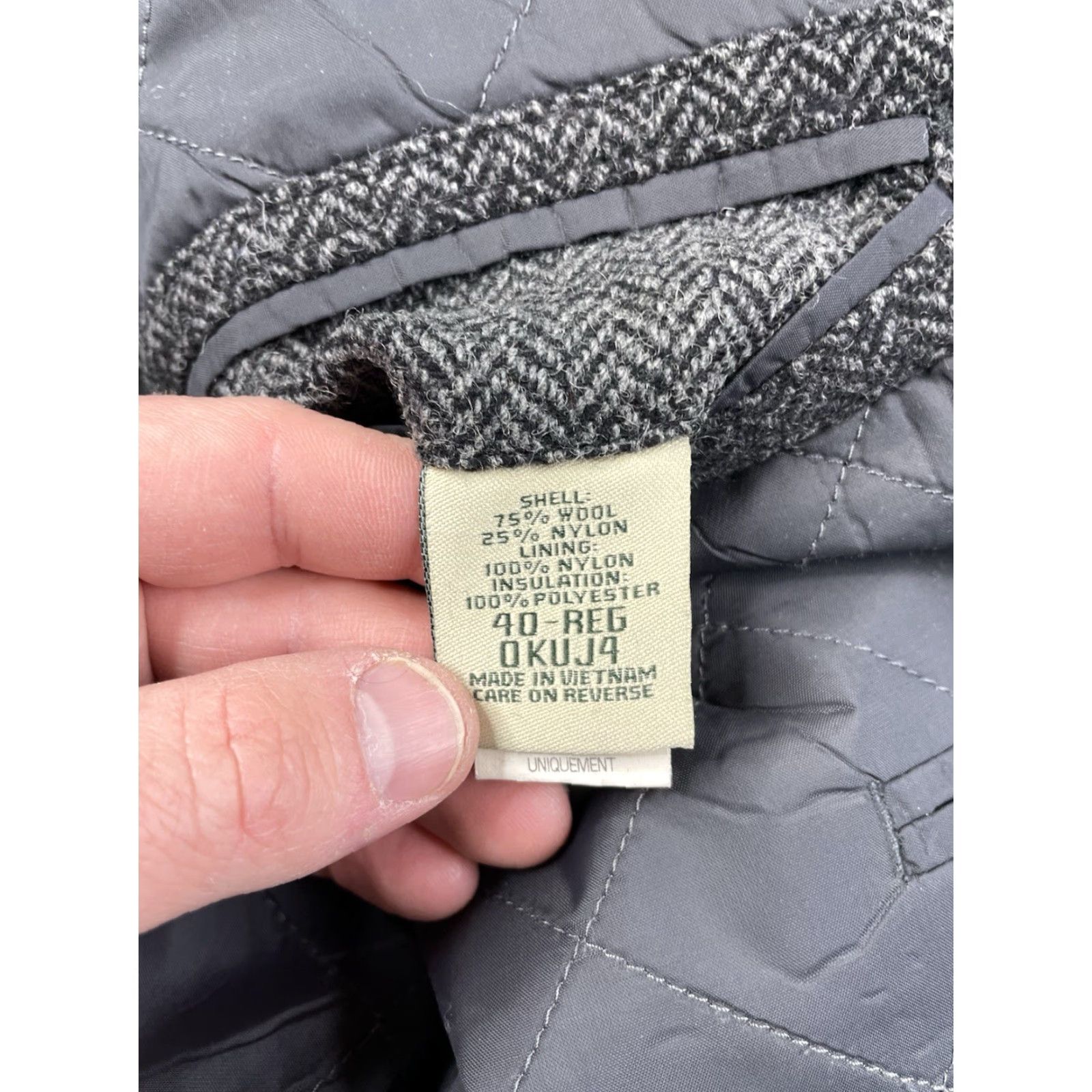 Vintage VINTAGE L.L. Bean Primaloft Insulated Gray Herringbone Wool Blend Blazer Sport Coat Men 40 Size 40R - 4 Thumbnail