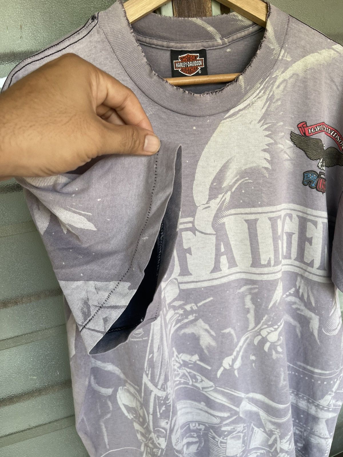 Harley Davidson Thrashed Vintage 1991 Harley Davidson OVP Sun Faded Tee Size US XL / EU 56 / 4 - 6 Thumbnail