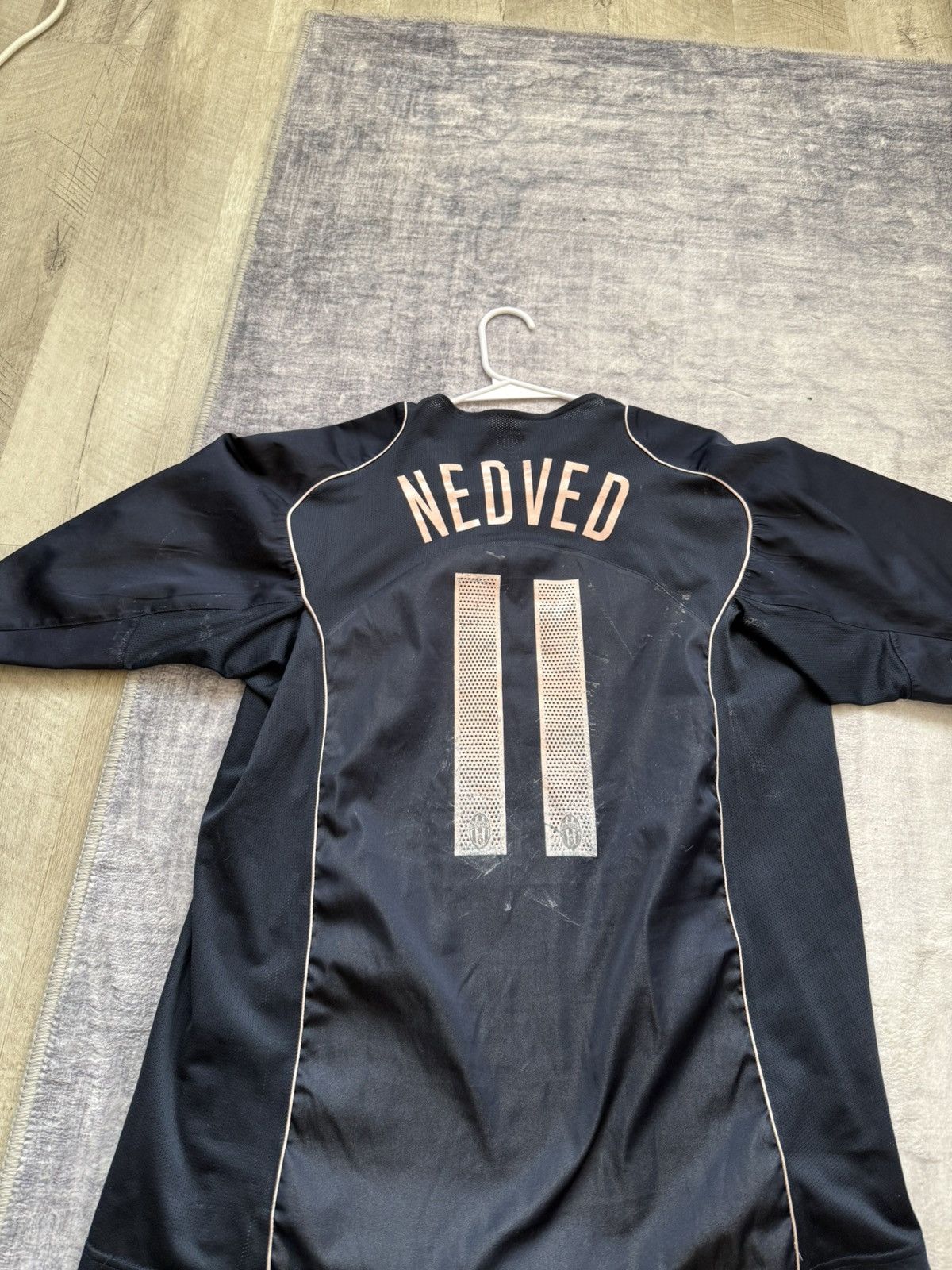 Nike 2004/05 Juventus Away Jersey - Nedved 11 Size US XL / EU 56 / 4 - 2 Thumbnail