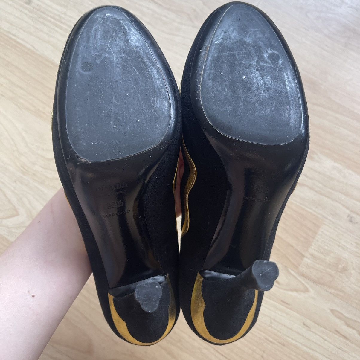Prada prada s/s 2008 fairytale black and gold heels Size US 8.5 / IT 38.5 - 6 Thumbnail