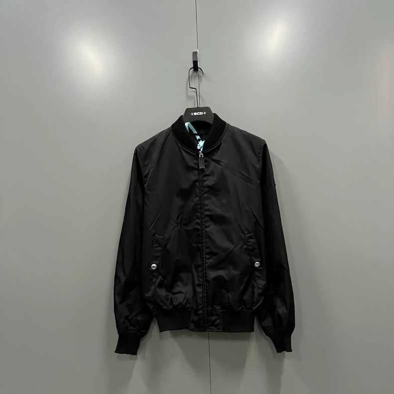 Prada Black triangle logo jacket 2502-Nextarrow