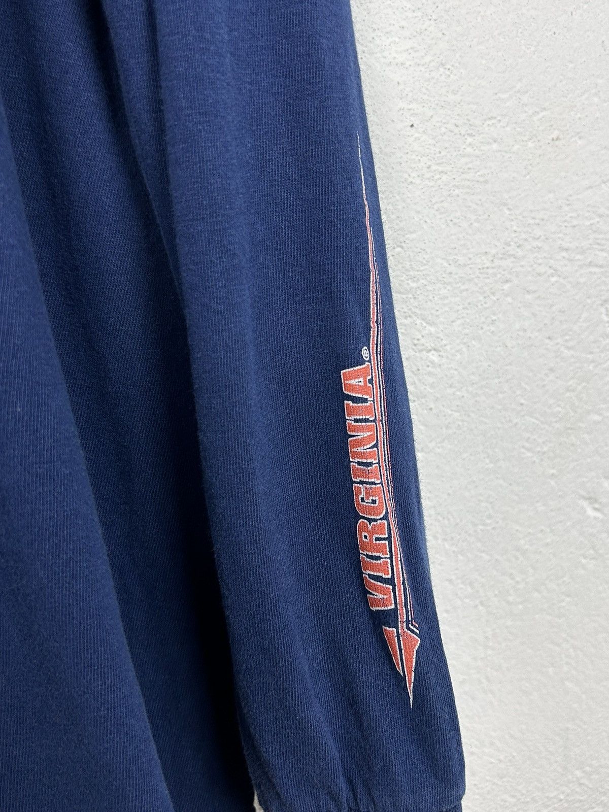 Nike 00s Vintage Nike Virginia Cavaliers Center Logo Long Sleeve Size US L / EU 52-54 / 3 - 3 Thumbnail