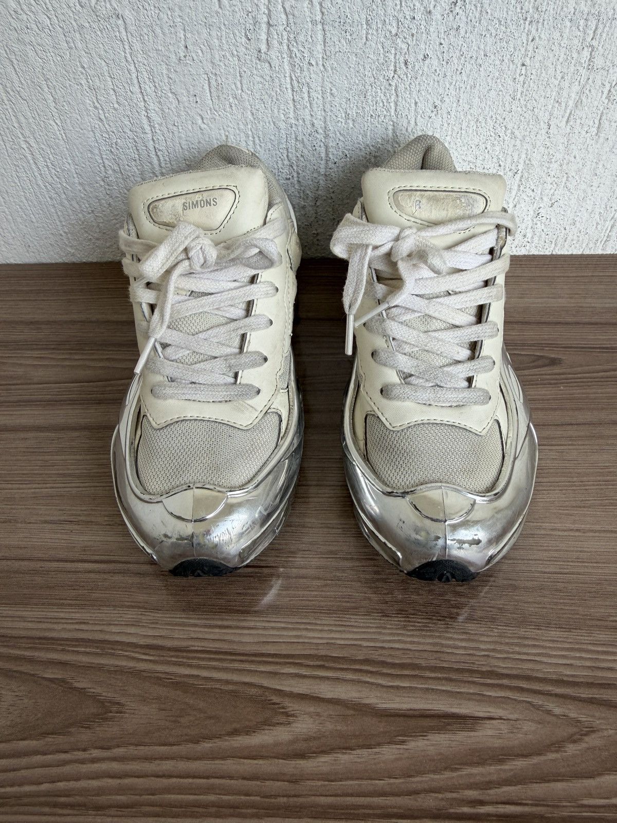 Raf Simons Mirrored silver Ozweego sneaker Size US 5 / IT 35 - 4 Thumbnail