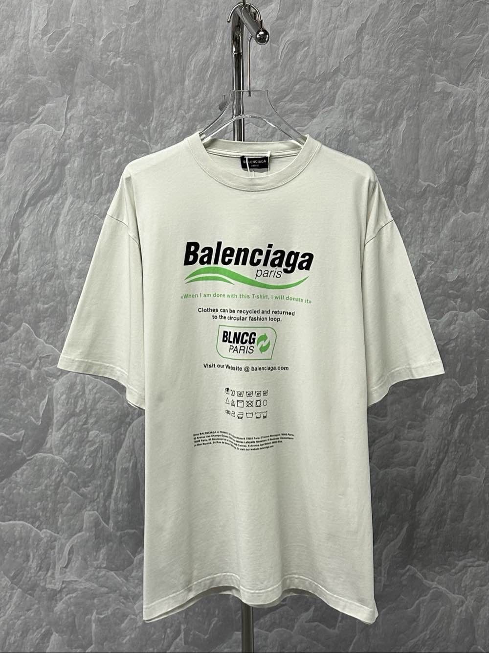 Balenciaga Balenciaga Paris Print Short Sleeve T-Shirt Size M Size US M / EU 48-50 / 2 - 1 Thumbnail
