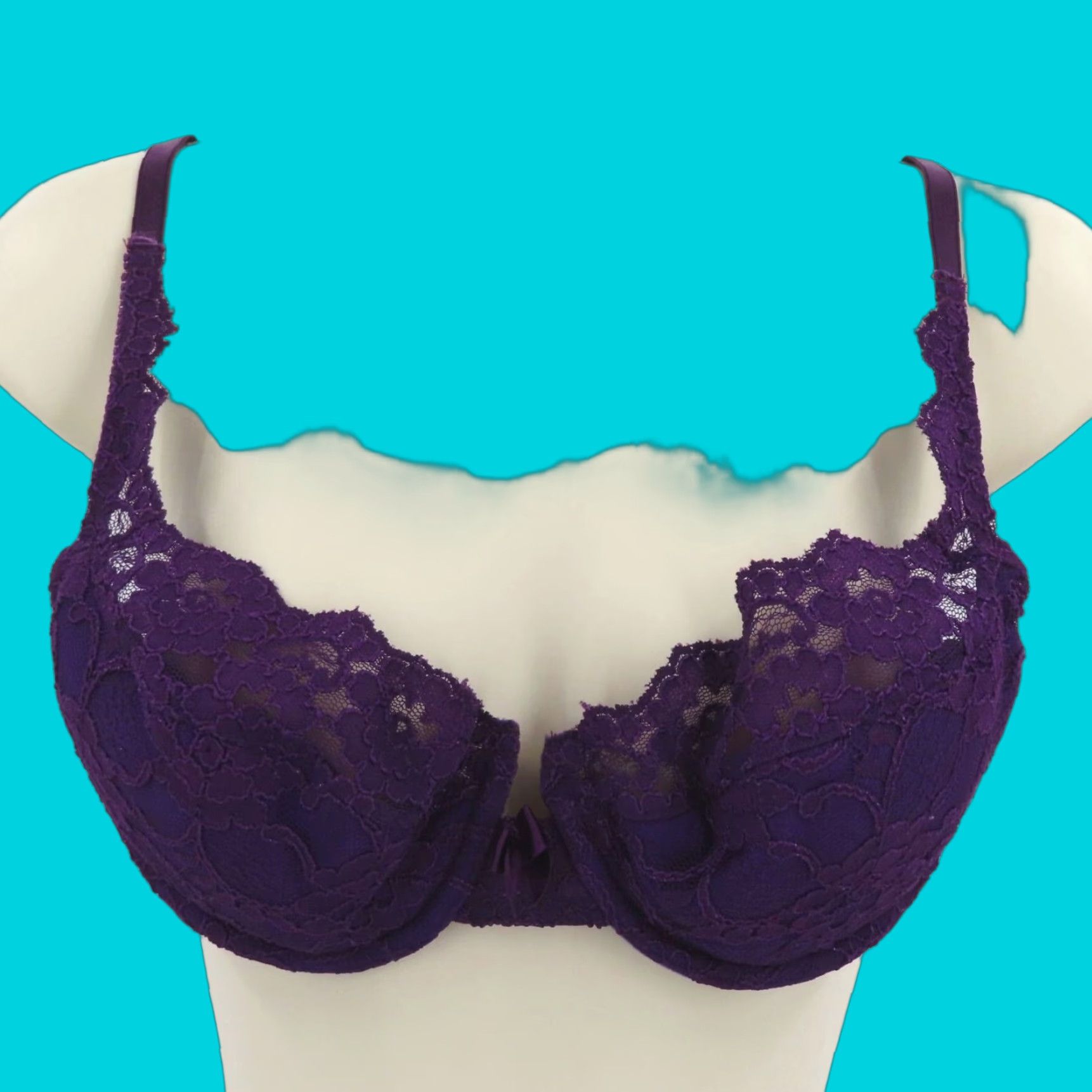 Victoria's Secret VINTAGE Victoria's Secret 36C Purple Floral Lace Bra Underwire Padded Balconette Size ONE SIZE - 1 Thumbnail