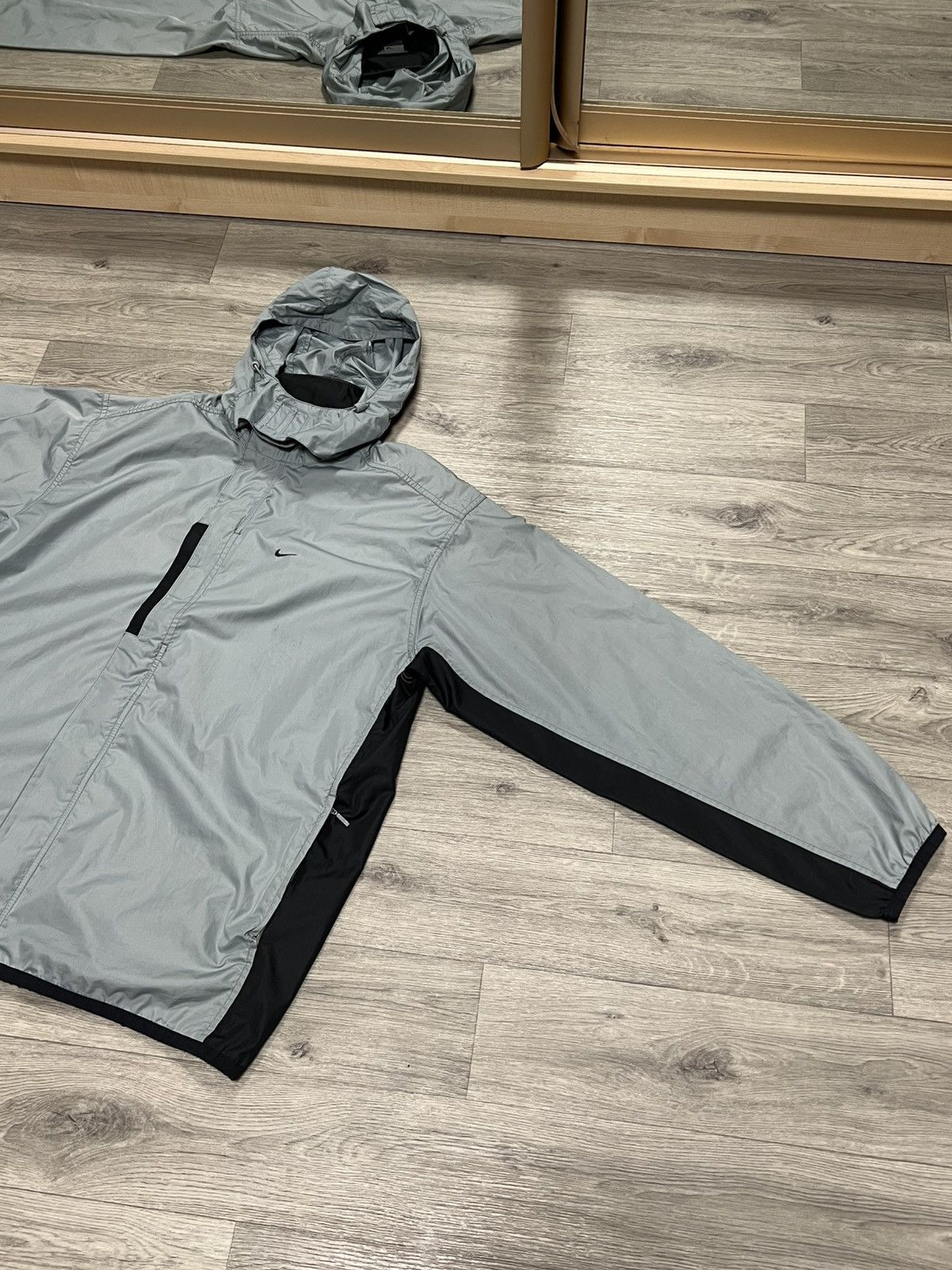 Vintage Nike men’s size L vintage light jacket Size US L / EU 52-54 / 3 - 3 Thumbnail