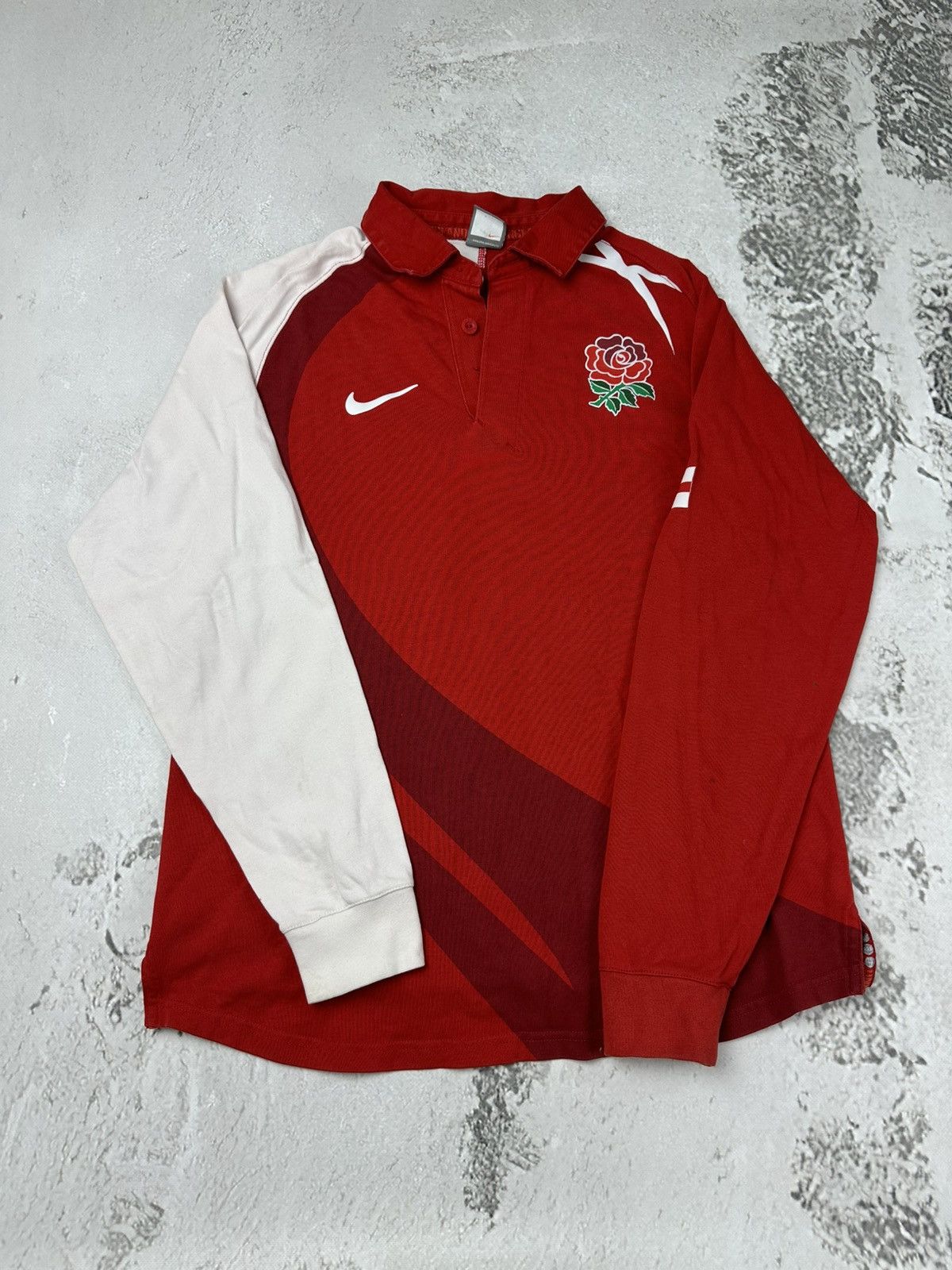 Nike Vintage Nike England Rugby Shirt World Cup Winner Red Y2K Size US L / EU 52-54 / 3 - 1 Thumbnail