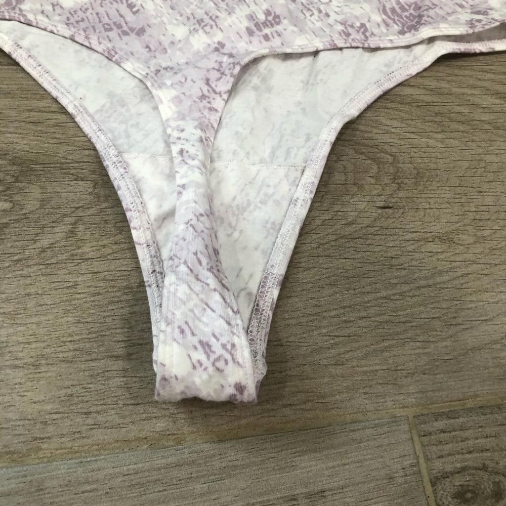 Pink Stylish Long Sleeve Lace Bodysuit - Perfect for Layering Size S / US 4 / IT 40 - 5 Thumbnail