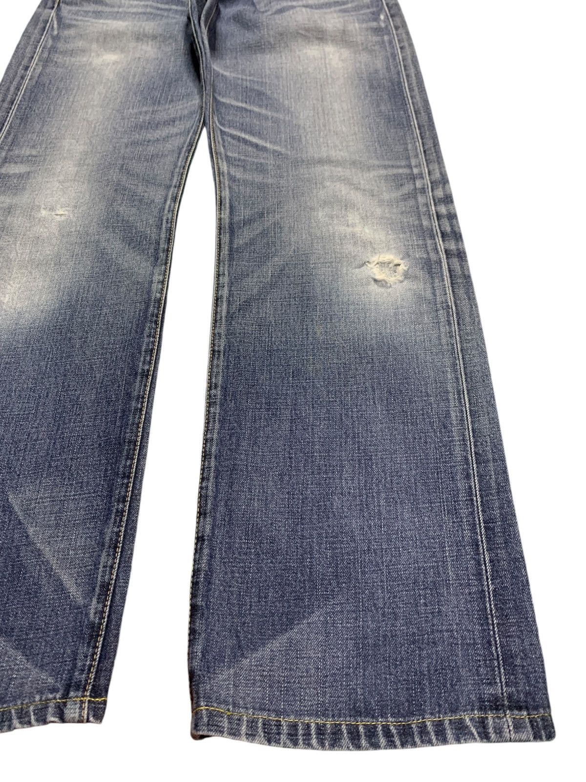 Levi's Vintage 90s Levis 705 Faded Wash Selvedge Loose Jeans Size US 30 / EU 46 - 8 Thumbnail