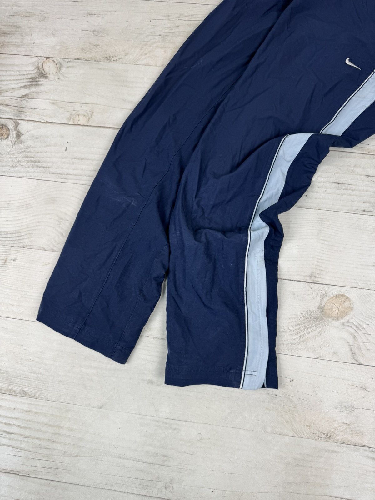 Nike Vintage Nike Track Pants Nylon 00s Swoosh Striped Y2K Size US 32 / EU 48 - 3 Thumbnail