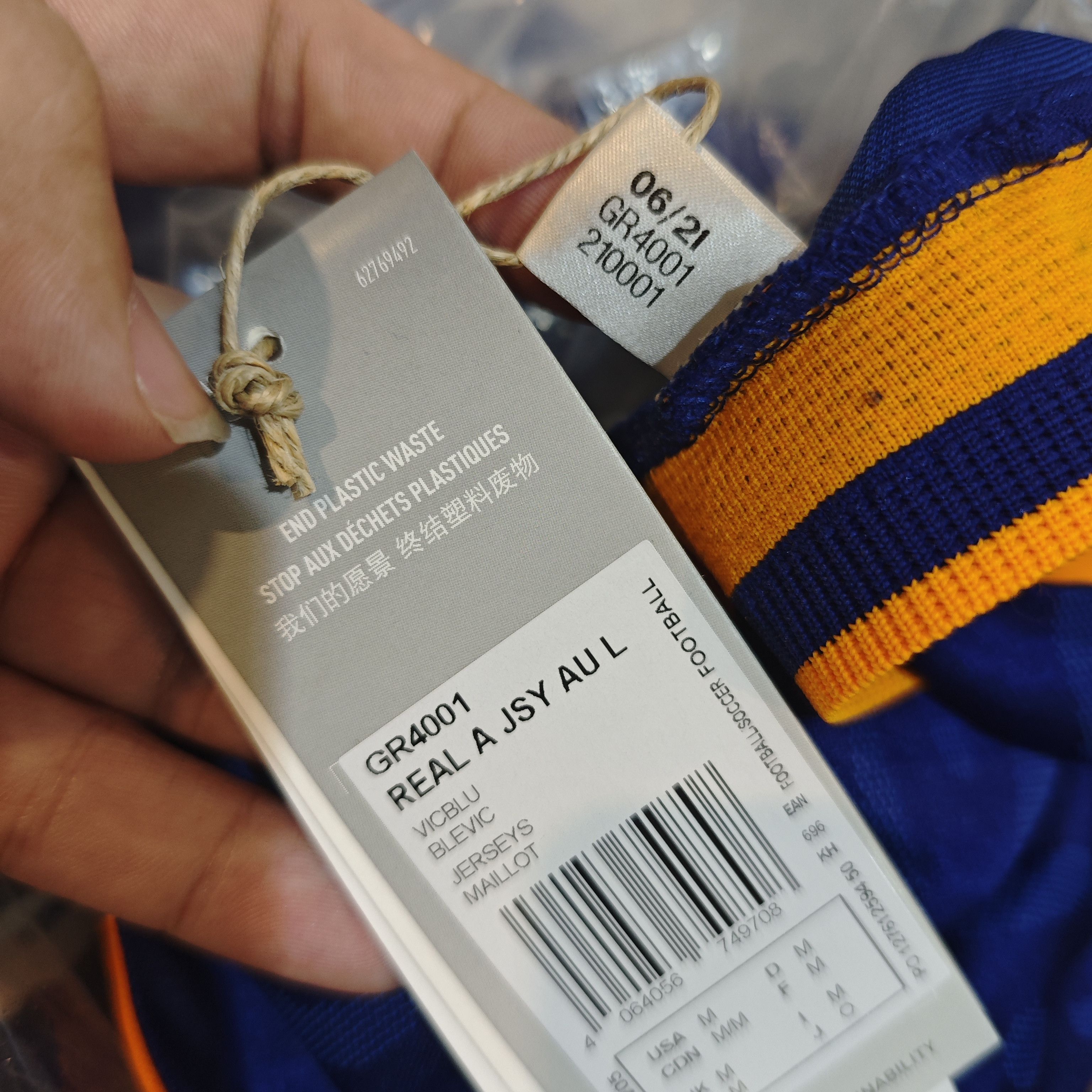 Adidas Real Madrid GR4001 Size US M / EU 48-50 / 2 - 2 Thumbnail