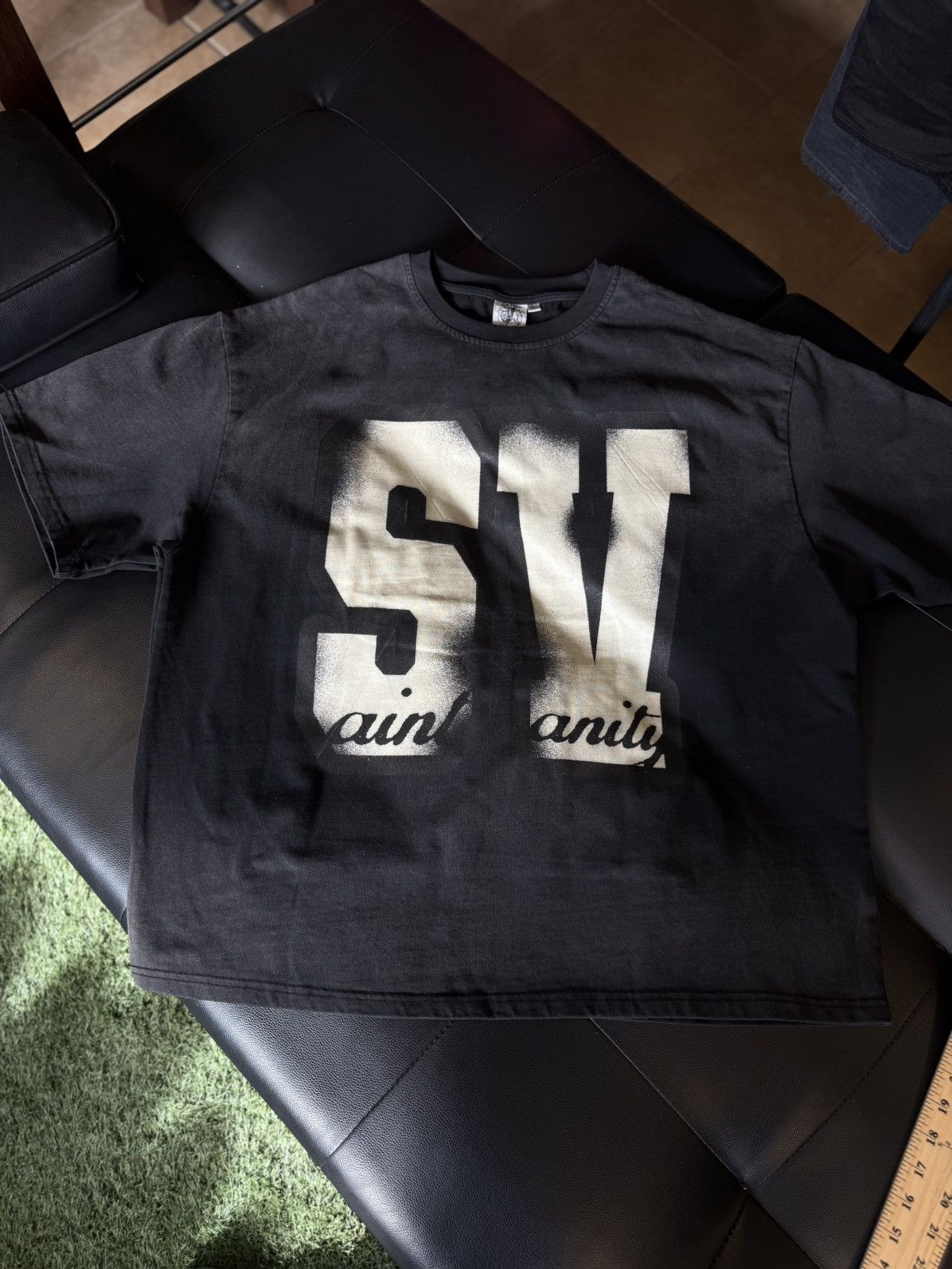 Saint Vanity Saint Vanity UNRELEASED Tee Shirt Logo Black Size XL (NEW) Size US XL / EU 56 / 4 - 1 Thumbnail