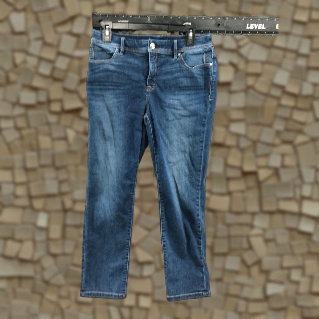 Vintage Chico's Girlfriend Crop Jeans Size 0 Womens Medium Wash Blue Crop Jeans 0 Chico's Girlfriend Medium Wash Blue Womens Size 0 Size 25" / US 0 / IT 36 - 1 Thumbnail