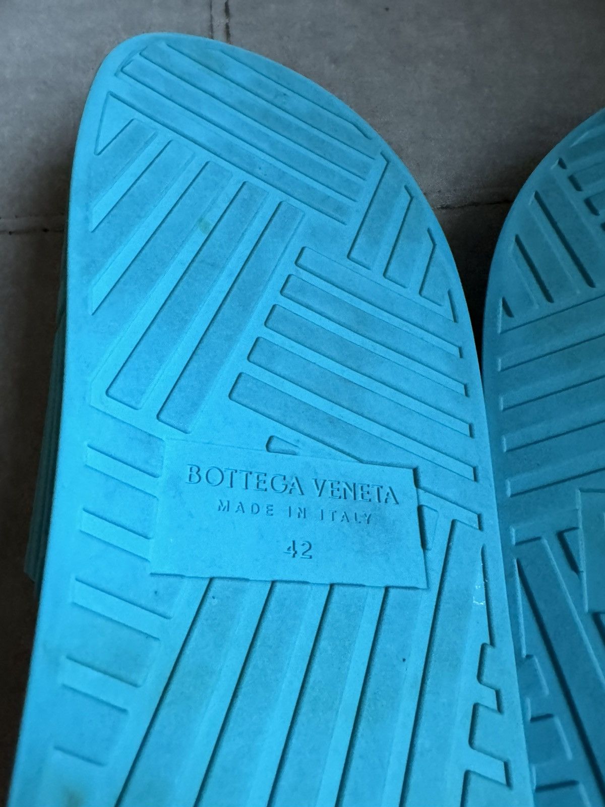 Bottega Veneta BOTTEGA VENETA sliders marked size 42 see tape measurements Size US 9 / EU 42 - 9 Thumbnail