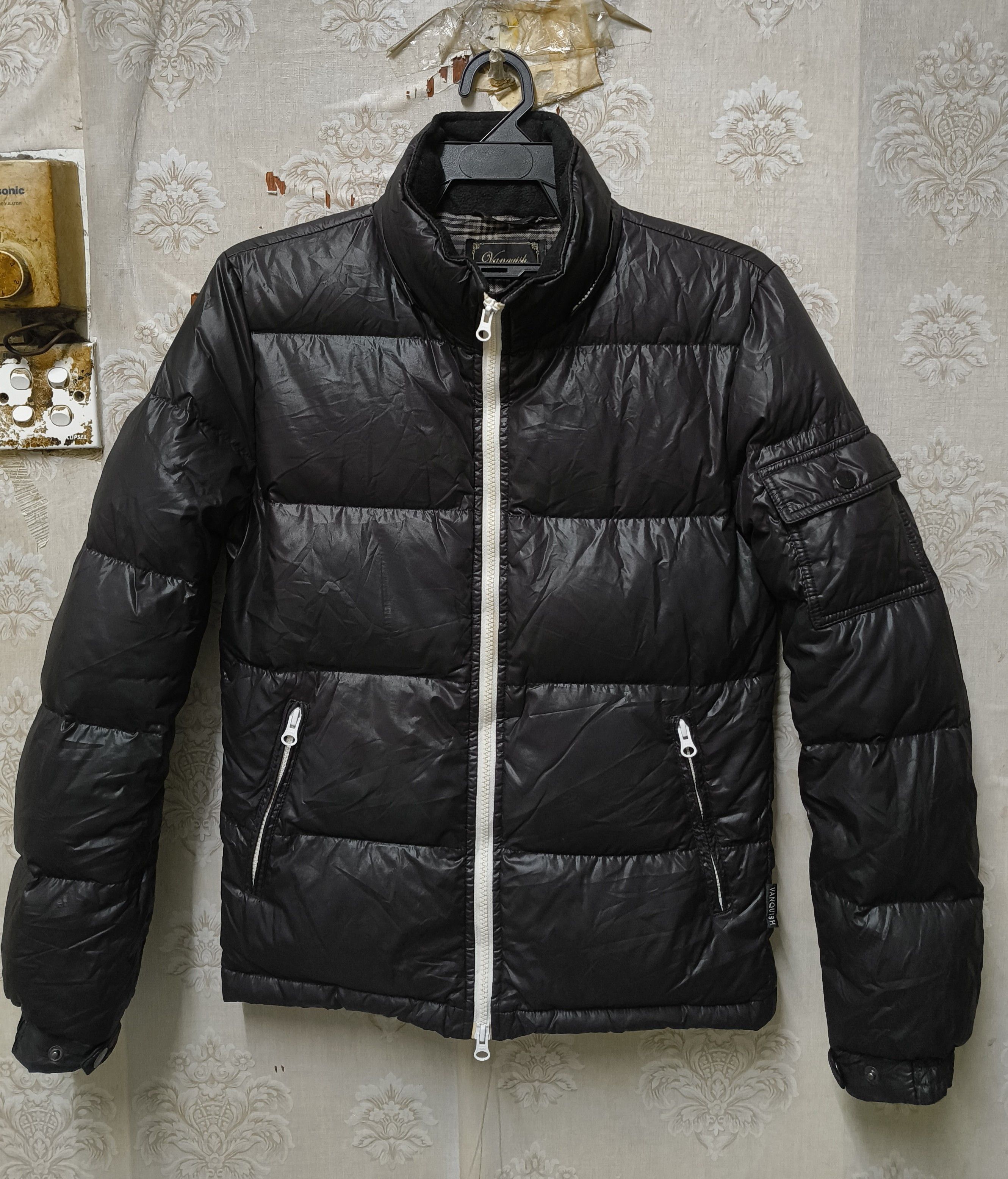 Vanquish Vanquish Black Puffer Down Jacket Size US S / EU 44-46 / 1 - 1 Thumbnail