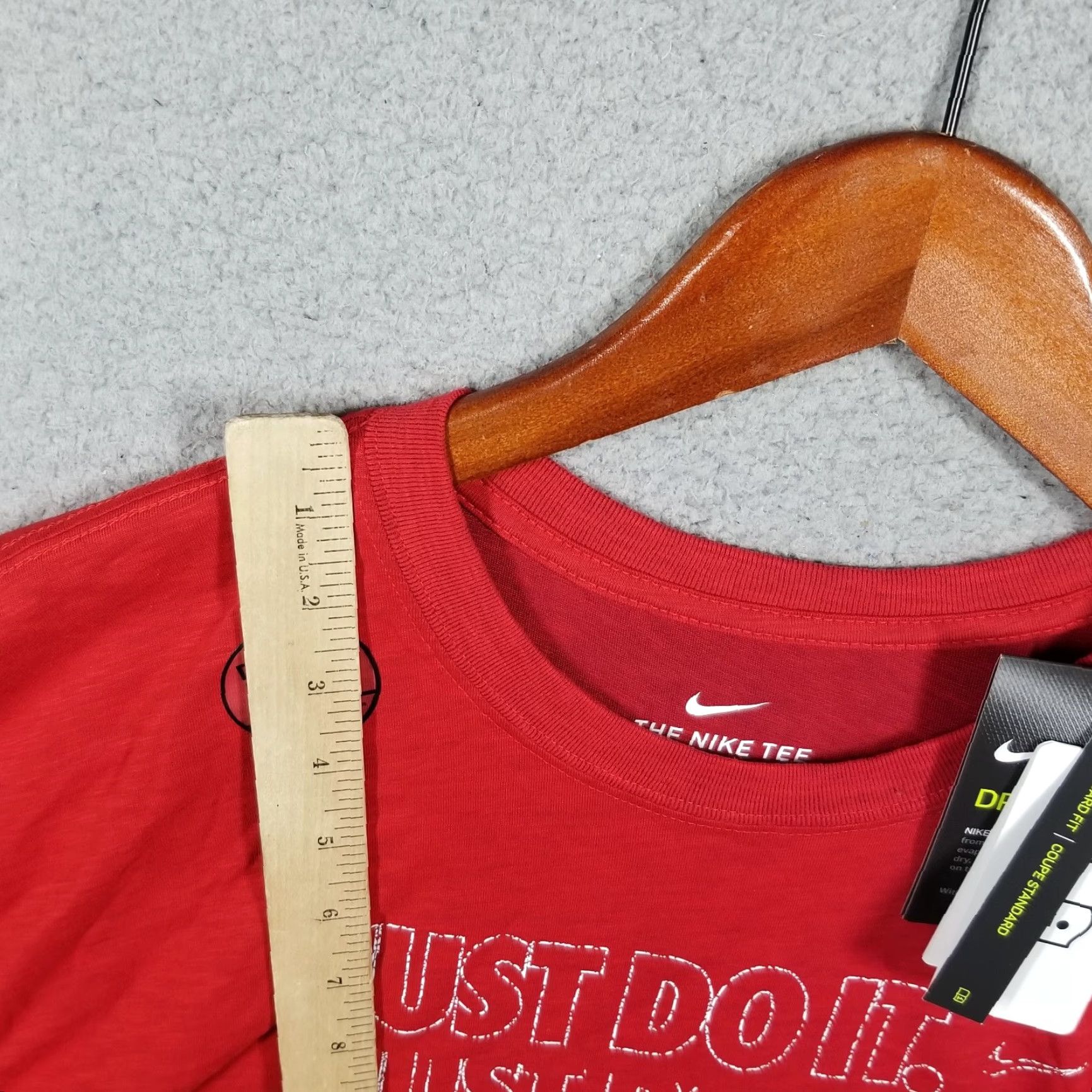 Nike Nike Dri-FIT JDI Training Men’s Large T-Shirt Activewear Red Size US L / EU 52-54 / 3 - 4 Thumbnail