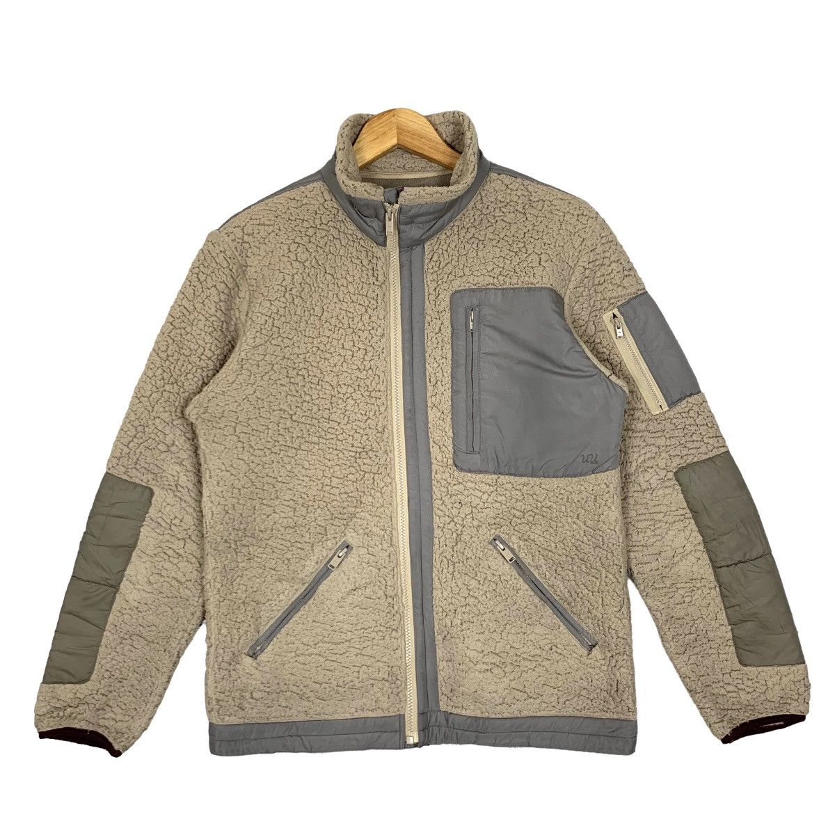 image of Vintage Undercover Uniqlo Jun Takahashi Fleece Jacket in Khaki, Men's (Size Small)