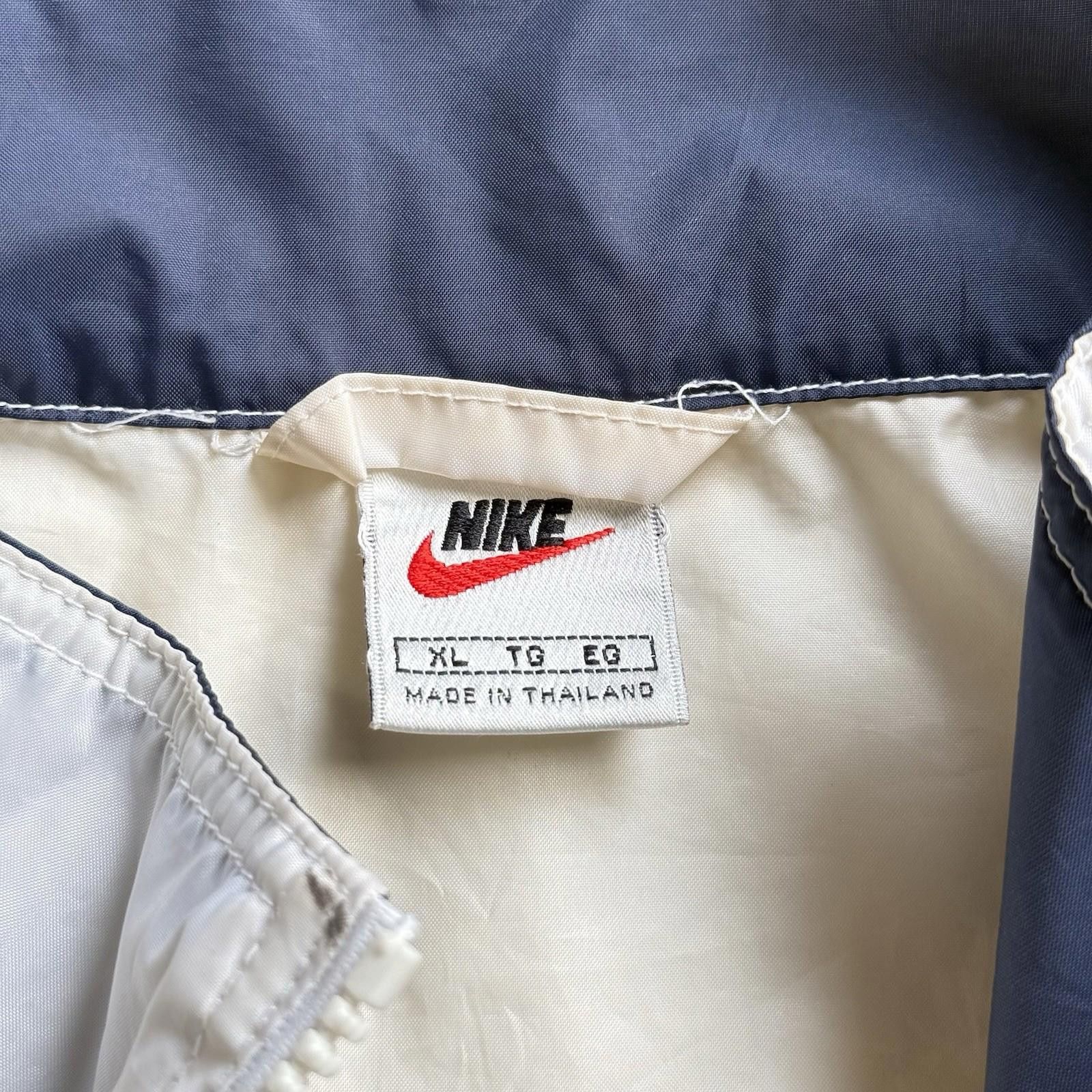 Nike Vintage Nike Windbreaker Jacket Full Zip XL Men’s Size US XL / EU 56 / 4 - 3 Thumbnail