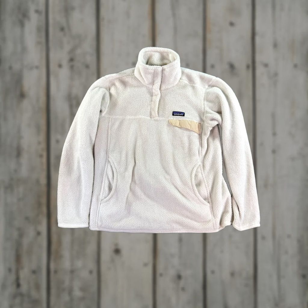 Patagonia Patagonia Re-Tool Snap-T Fleece Pullover Womens Large Cream Polartec Logo Size L / US 10 / IT 46 - 1 Thumbnail