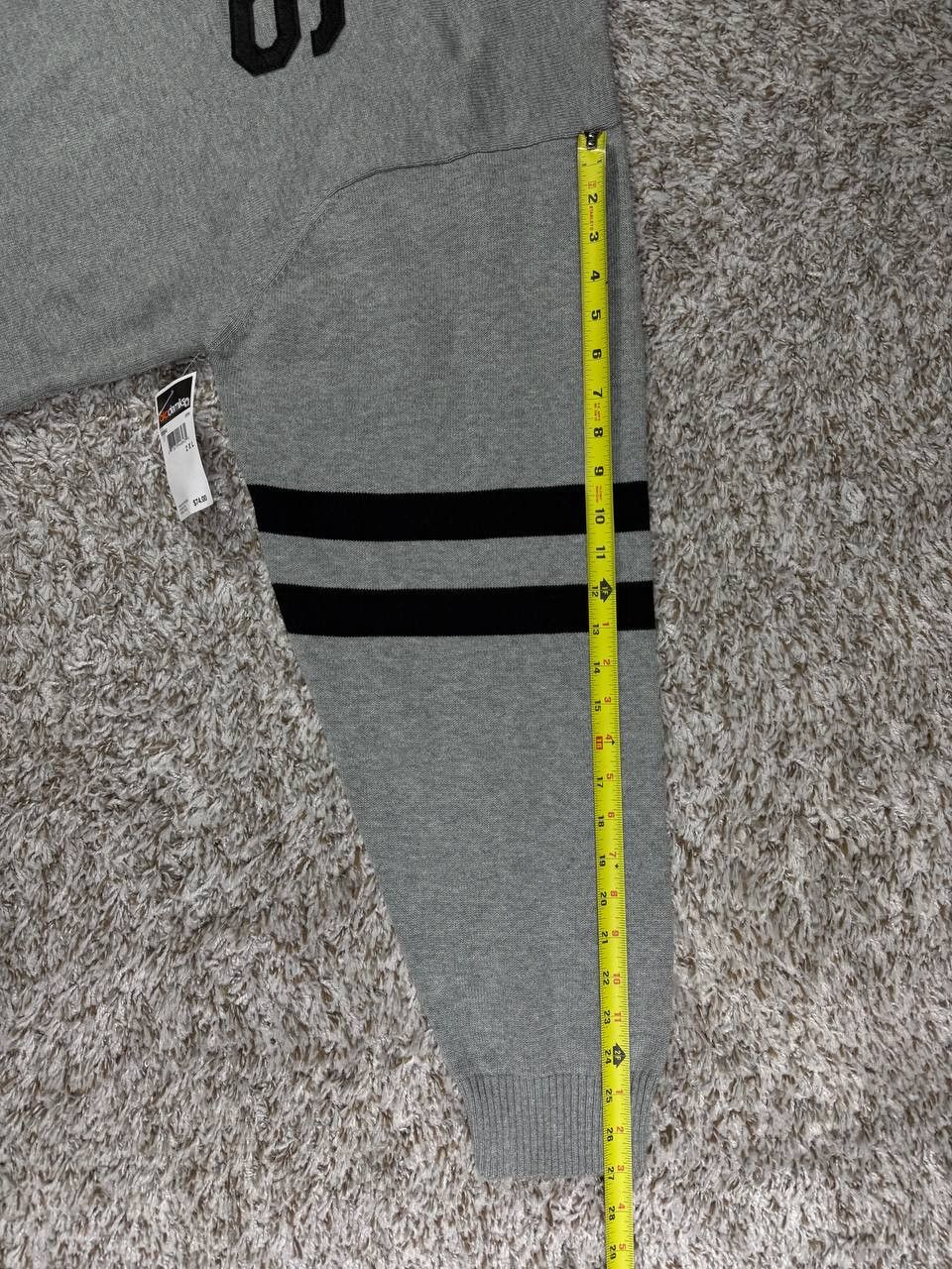 Akademiks Vintage Akademiks Knit Black Logo Striped Sleeves Size US XXL / EU 58 / 5 - 8 Thumbnail