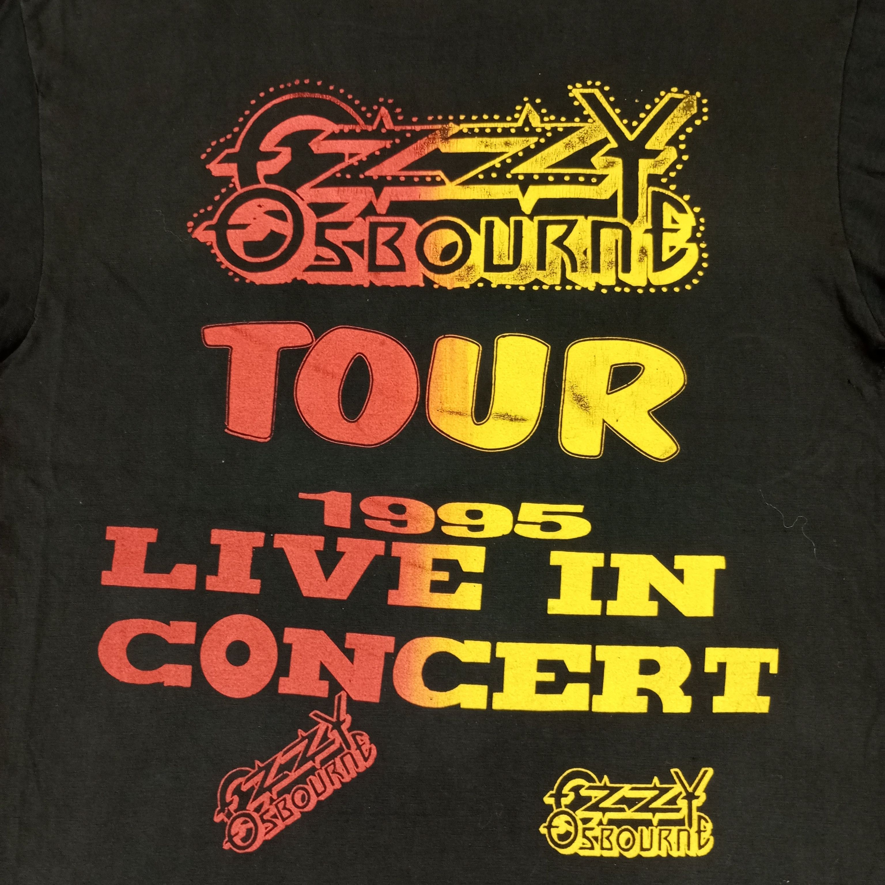 Band Tees × Ozzy Osbourne × Vintage Vintage Ozzy Osbourne Rock Band Tour Tshirt Phototees Style Size US L / EU 52-54 / 3 - 4 Thumbnail