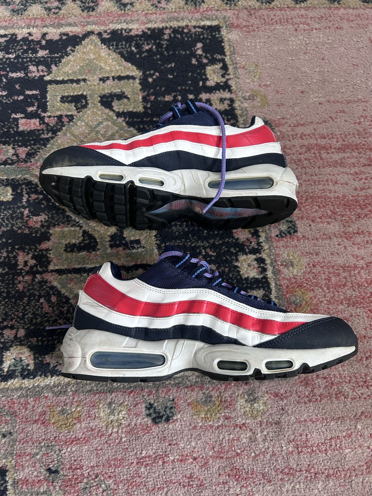 Nike 2014 Nike Air Max 95 City QS London World Cup Size US 10.5 / EU 43-44 - 5 Thumbnail