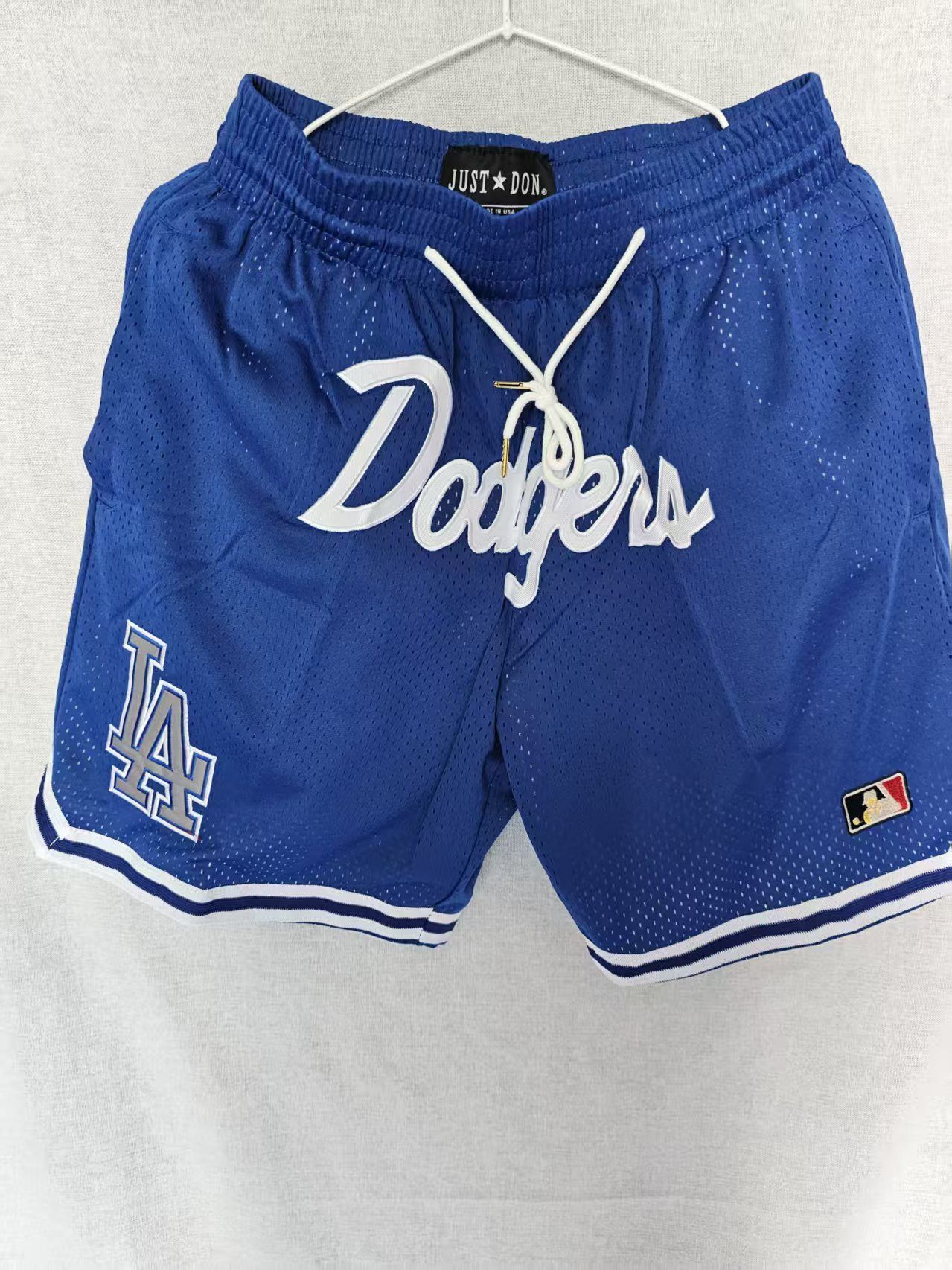 MLB New Los Angeles Dodgers Short XL Size US 36 / EU 52 - 1 Thumbnail