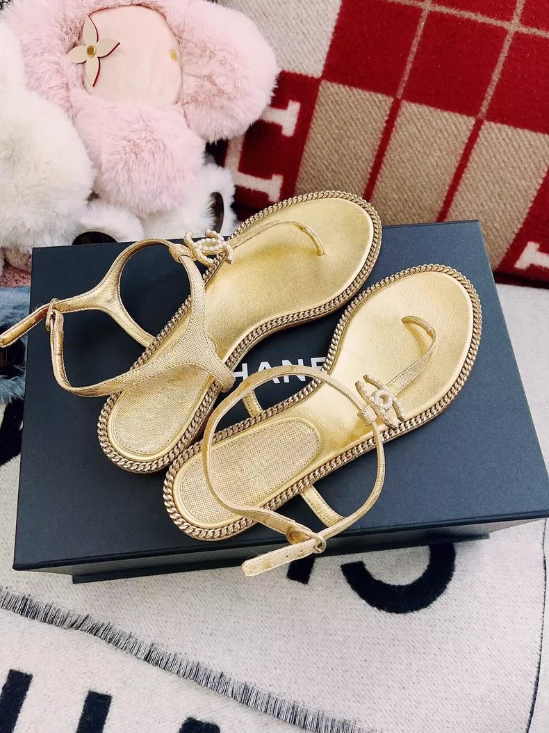 Chanel Chanel Gold chain sandals clip sandals Size US 5.5 / IT 35.5 - 6 Thumbnail