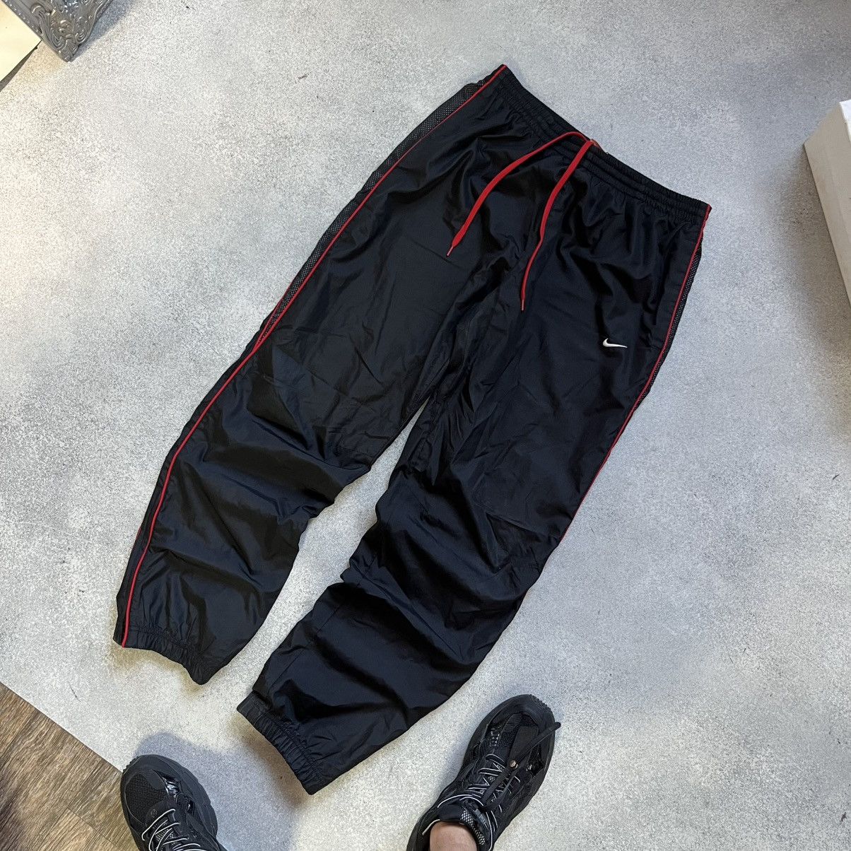 Nike VINTAGE NIKE TRACK PANTS NYLON DRILL Size US 34 / EU 50 - 2 Thumbnail
