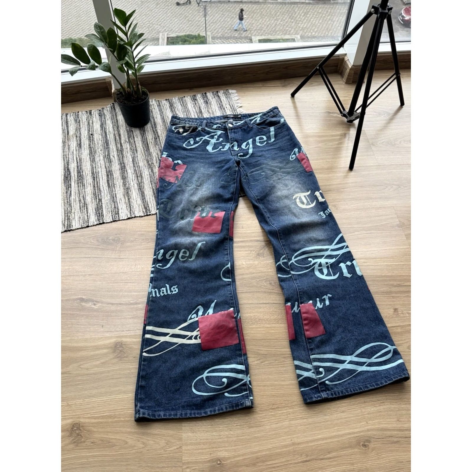 Jaded London VINTAGE Jaded London Angel Printed Flared Bootcut Low Rise Jeans Pants Size 30 S Denim Blue Men's Jeans 90s Streetwear Size US 30 / EU 46 - 2 Thumbnail