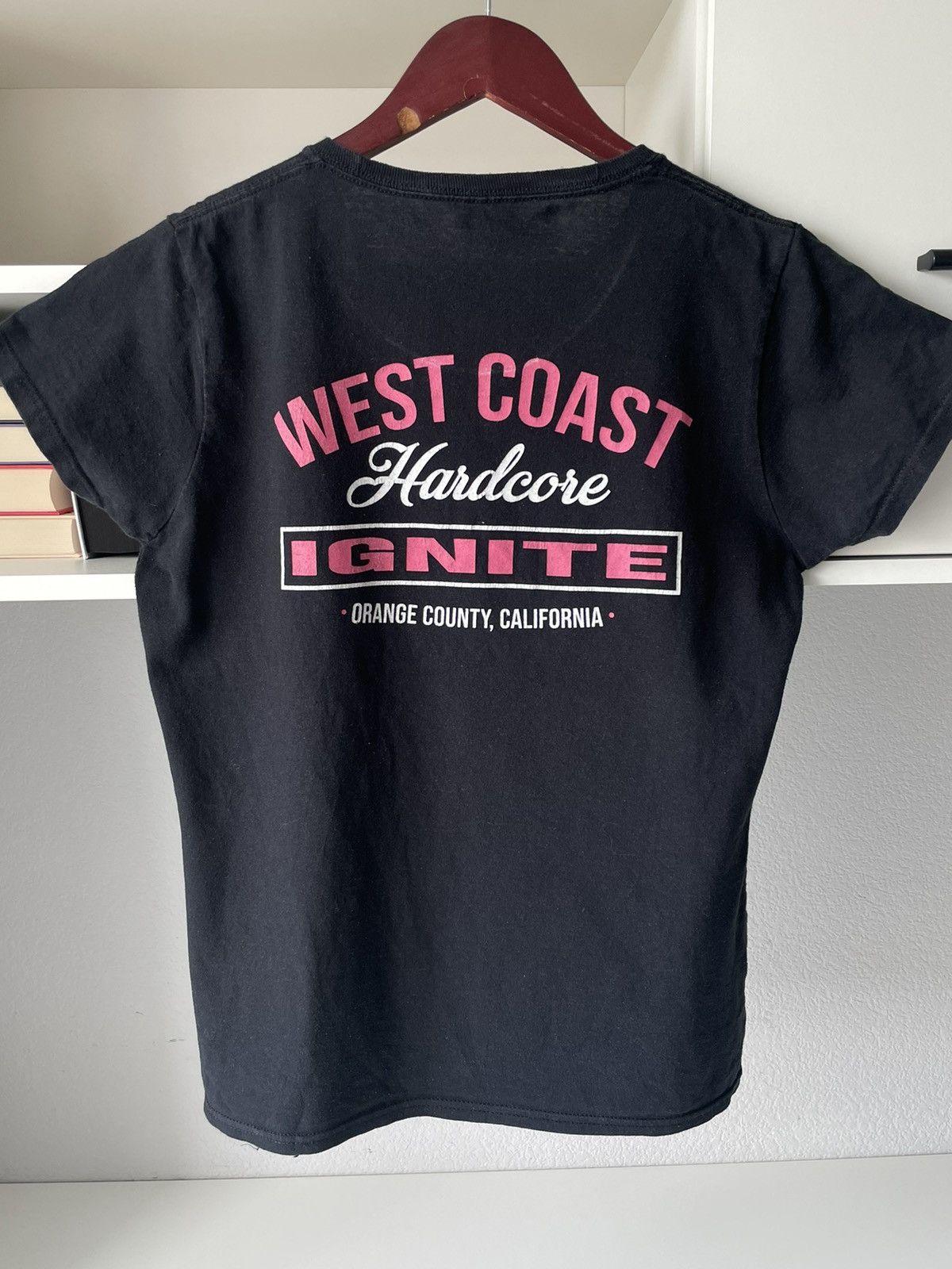 Band Tees × Vintage Vintage Hardcore Ignite Band T-Shirt Promo Pink Logo RARE Size US S / EU 44-46 / 1 - 3 Thumbnail