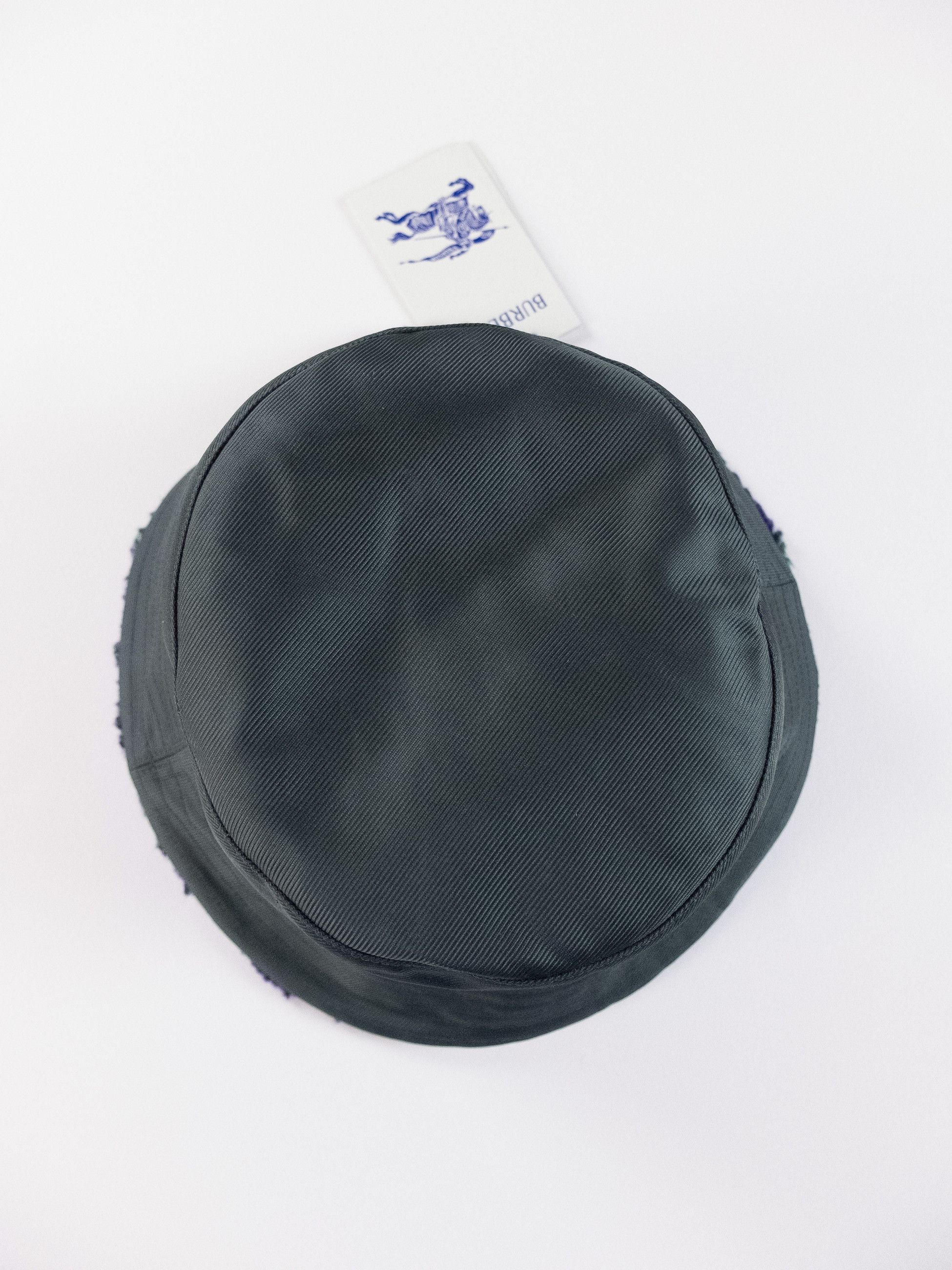 Burberry BURBERRY green purple nylon rose reversible bucket hat Size ONE SIZE - 6 Thumbnail