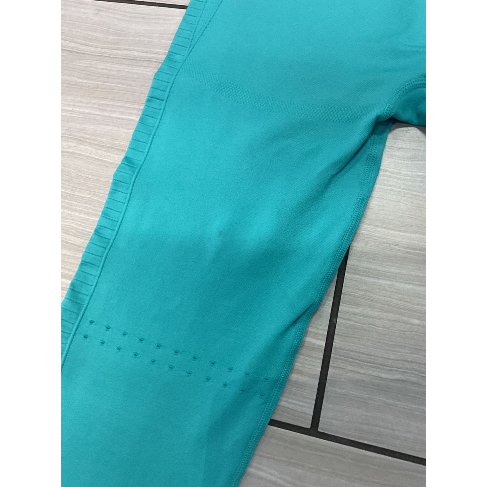 Gymshark Gymshark Teal Seamless High Waisted Leggings Size 28" / US 6 / IT 42 - 5 Thumbnail
