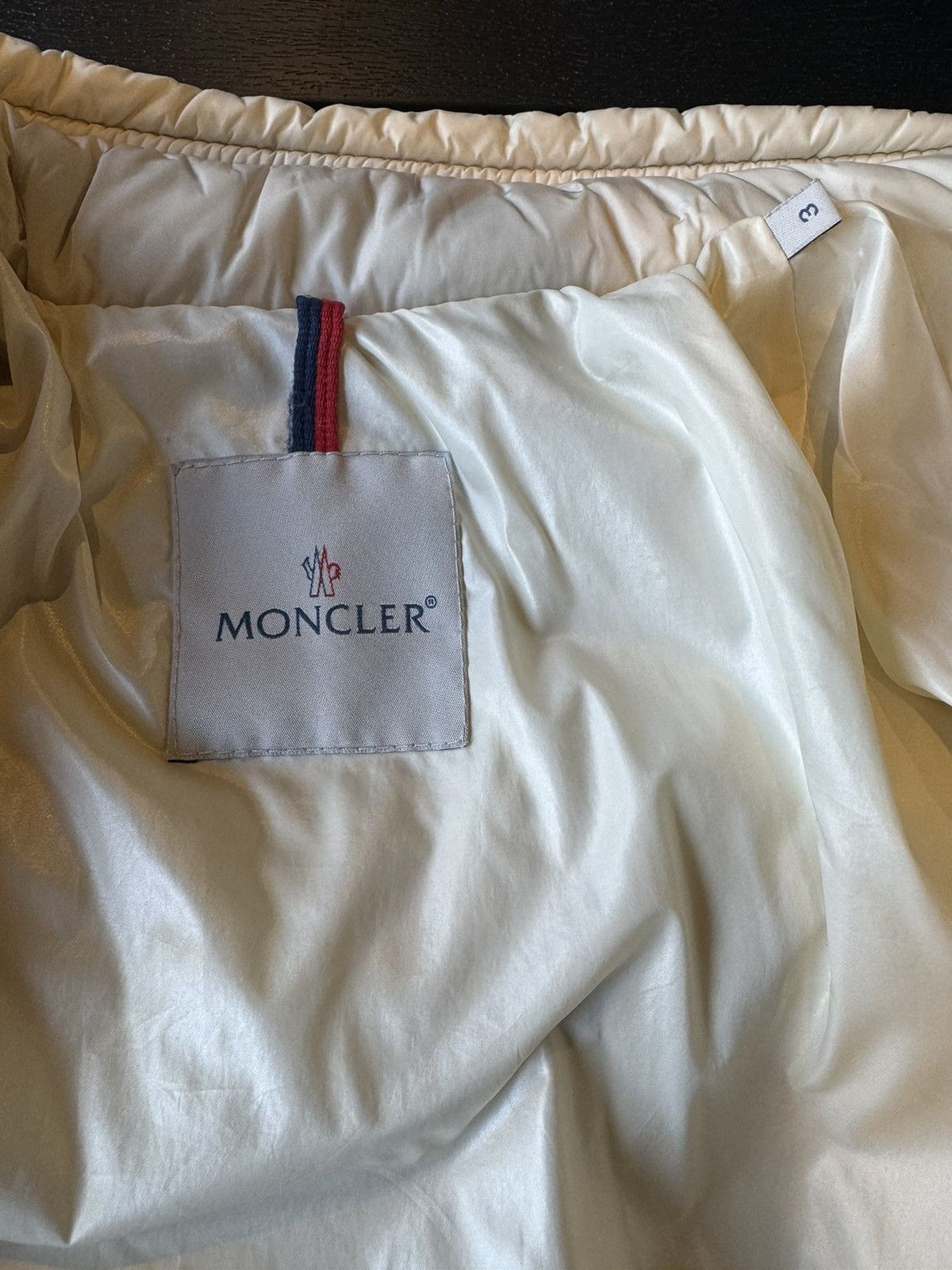 Moncler Moncler jacket Austin size 3 white Size US M / EU 48-50 / 2 - 10 Thumbnail