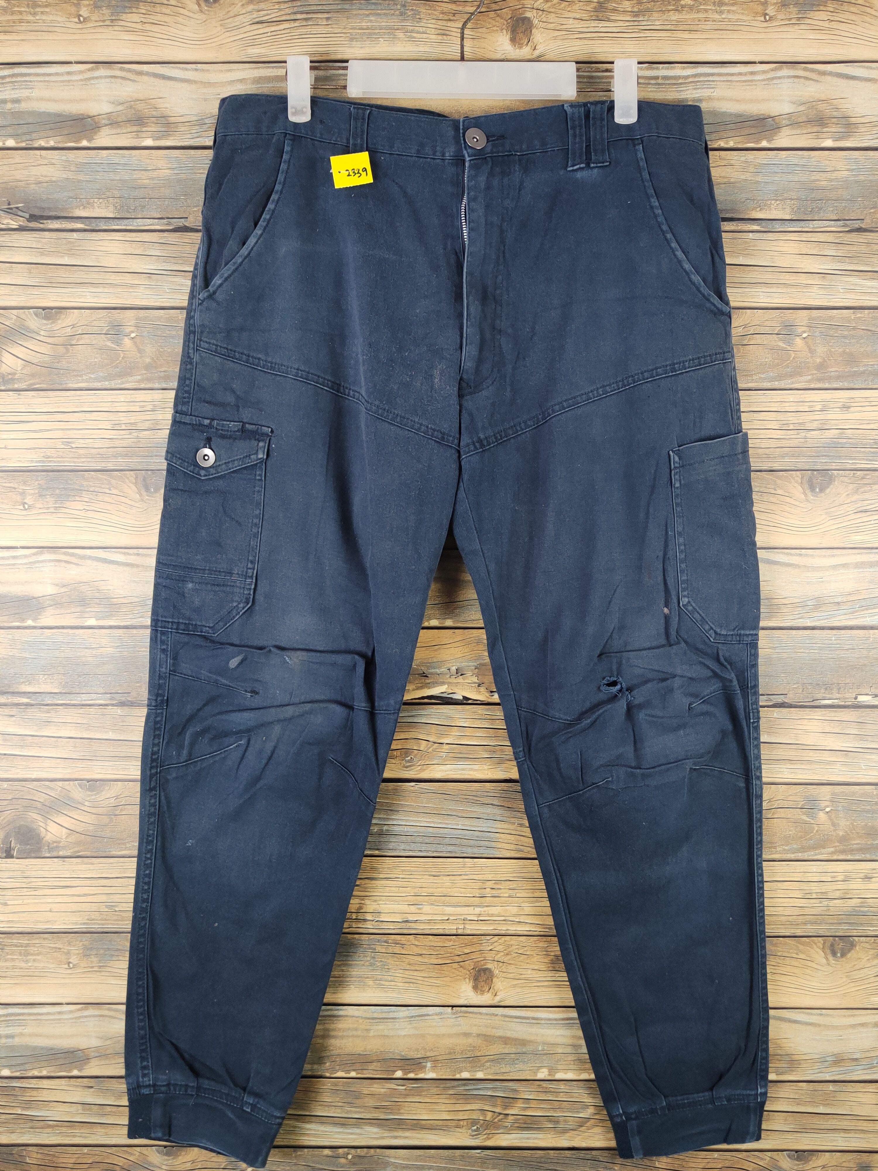 Japanese Brand DL Japanese Brand Navy Multipocket Joggers #2339 Size US 34 / EU 50 - 1 Thumbnail