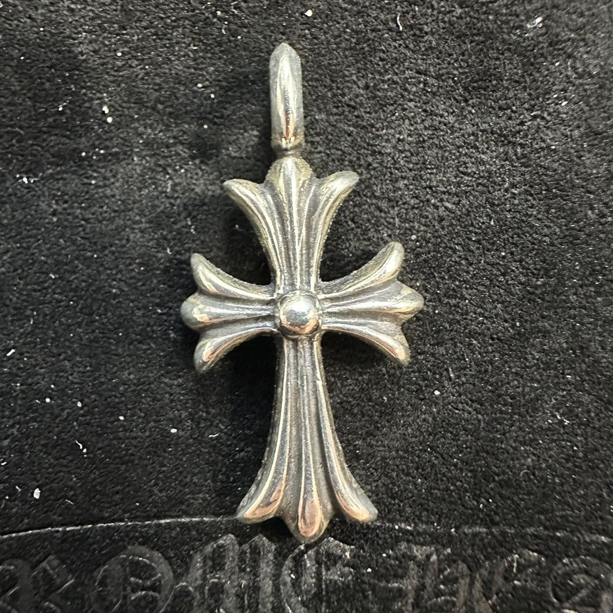 Chrome Hearts Chrome Hearts Silver Tiny Cross with Diamonds Size ONE SIZE - 3 Thumbnail