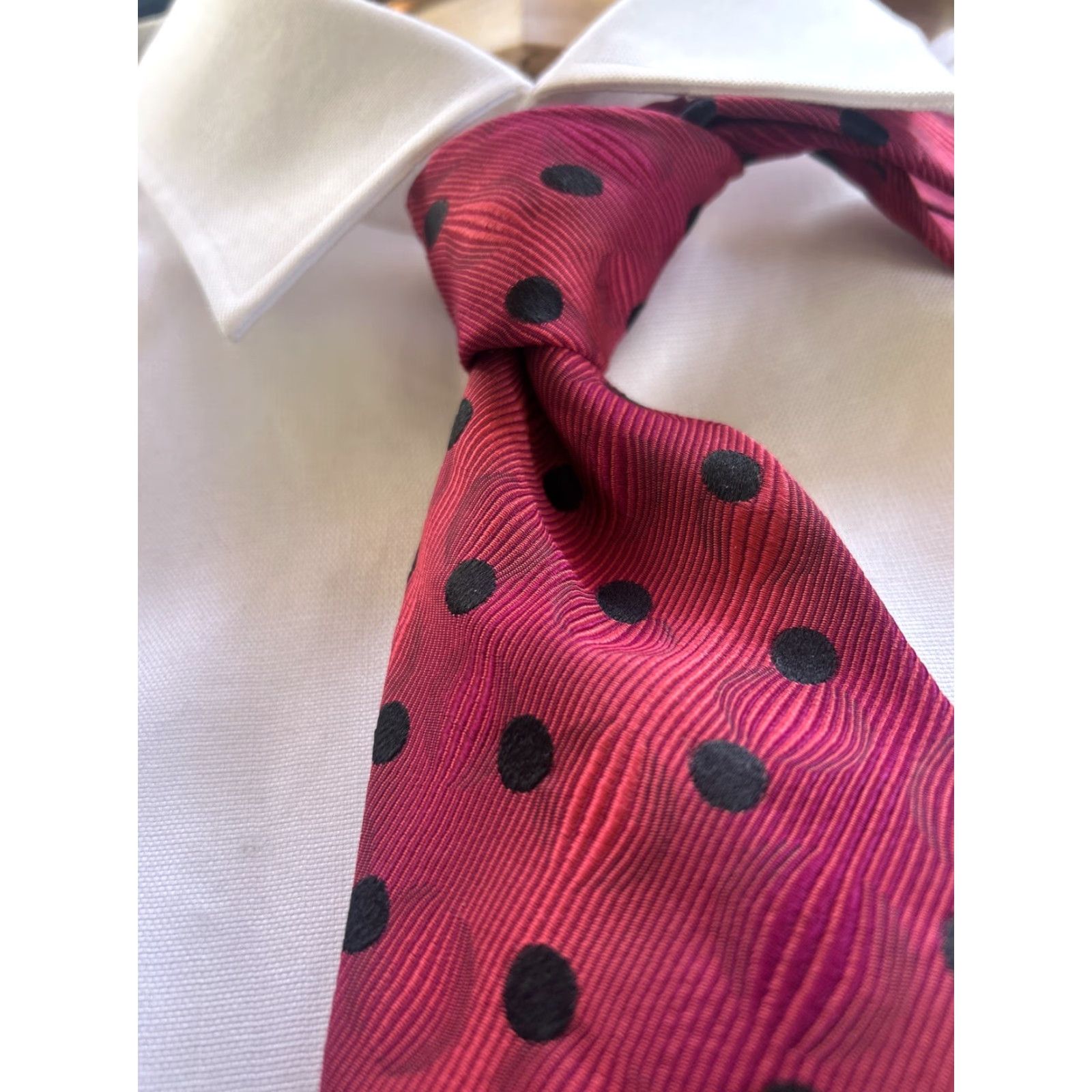 Vintage VINTAGE Tom James Neck Tie All Silk Plum Blk Polka Dot Men’s Tie 58”L x 3.75”W Size ONE SIZE - 2 Thumbnail