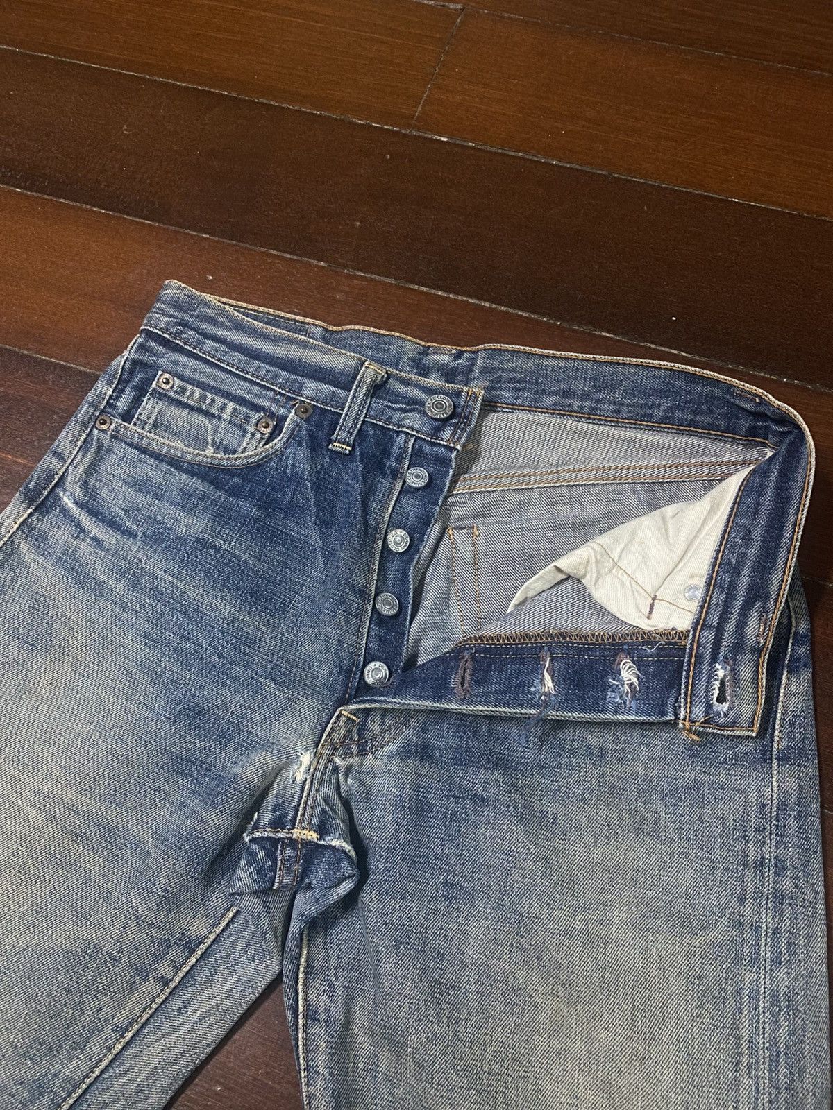 Denime Rare vintage 90s Denime Japan Distressed mud wash Selvedge Size US 30 / EU 46 - 9 Thumbnail