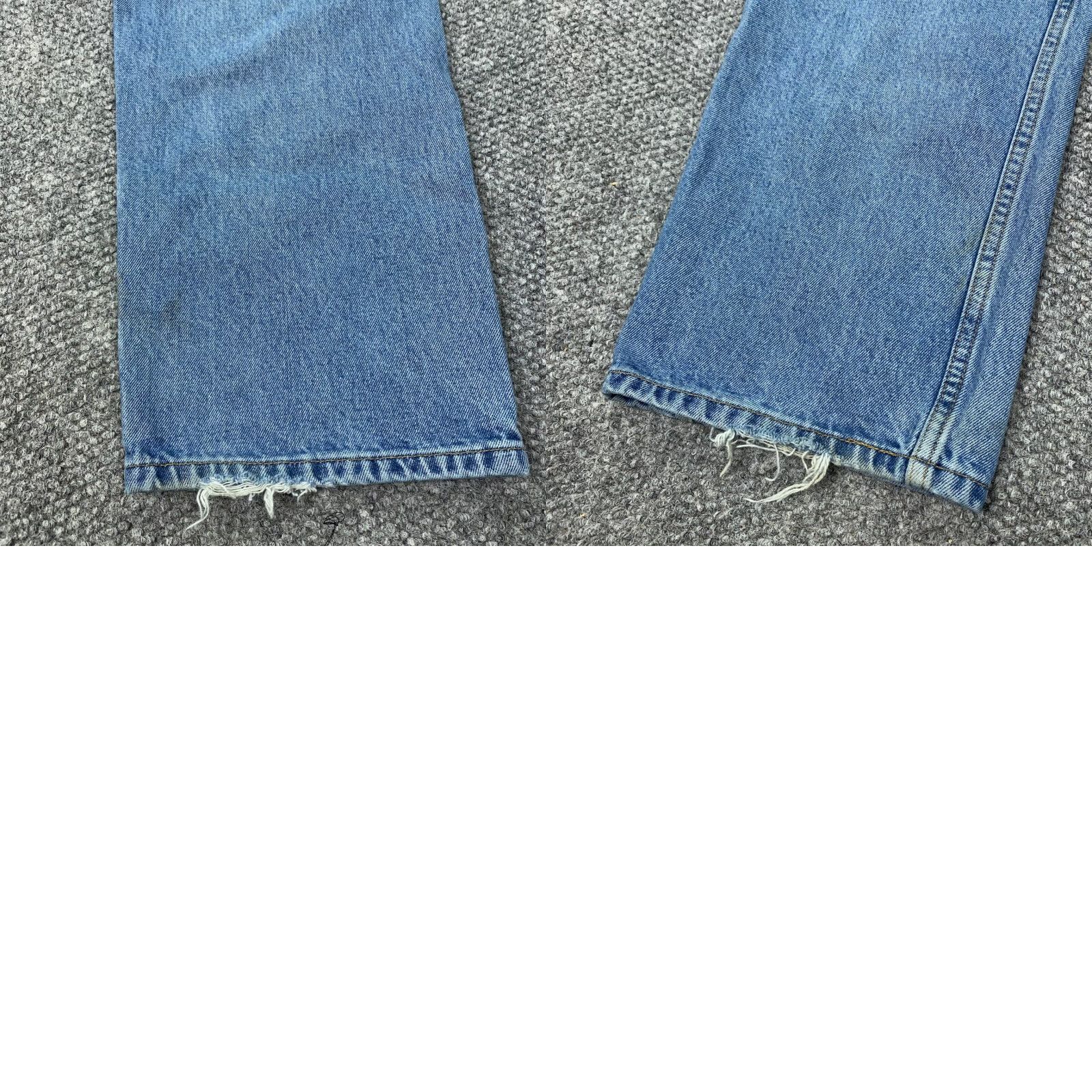 Levi's VINTAGE Levi's 505 Jeans Mens 40x30 Blue Regular Straight Light Wash Y2K Strai​ght 5-Pocket Denim 30 In Inseam Jeans Mens Regular 40 Levi's 500 Series Size US 38 / EU 54 - 10 Thumbnail